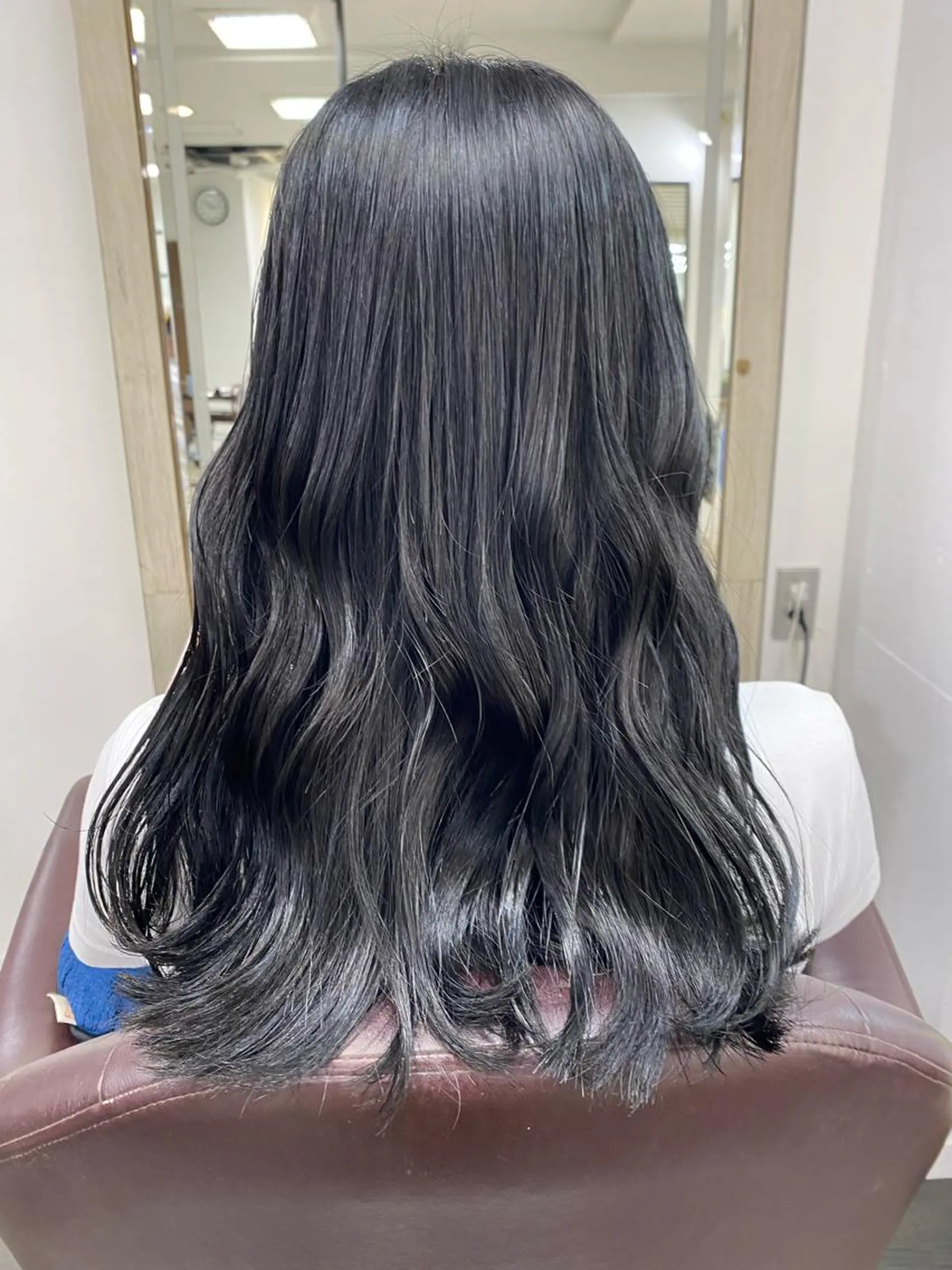 ロング ヘアカラー 月野涼風 /レイヤーカットのヘアスタイル