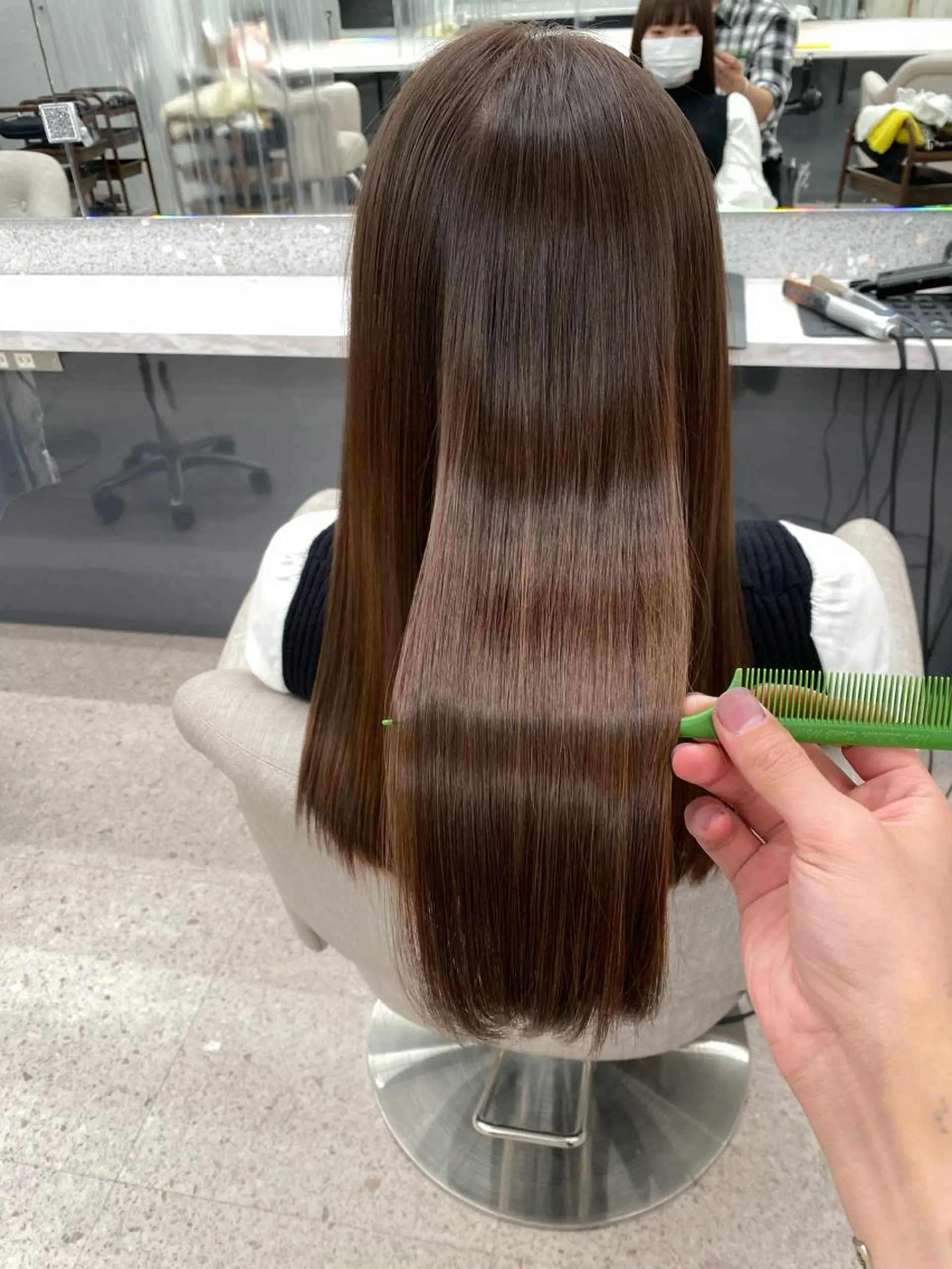 セミロング ヘアカラー トリートメント 京都レイヤーカット/ 縮毛矯正/羽柴りくのマツエク・マツパデザイン