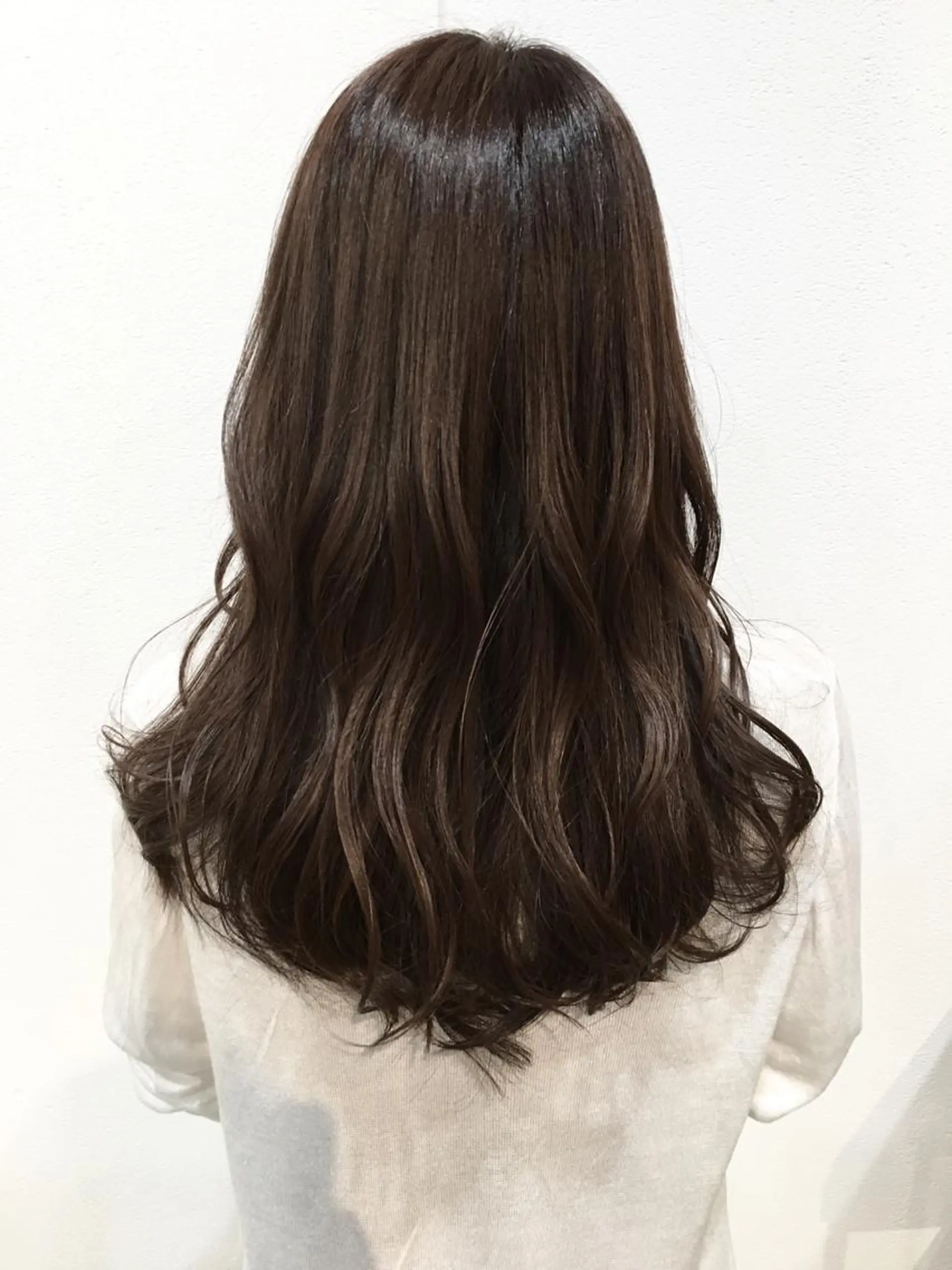 ロング カラー 店長　鍜治本 颯太のヘアスタイル