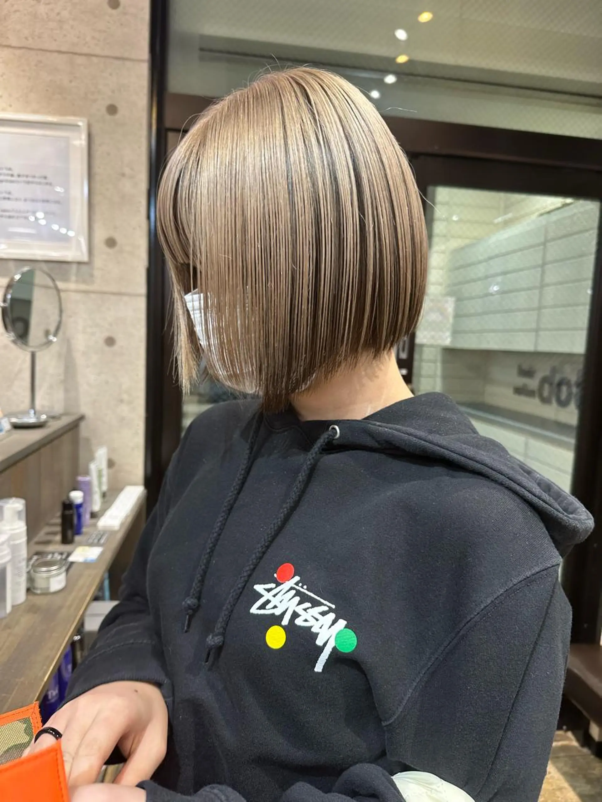 ショート カラー 遠藤沙也加 /レイヤーカットのヘアスタイル