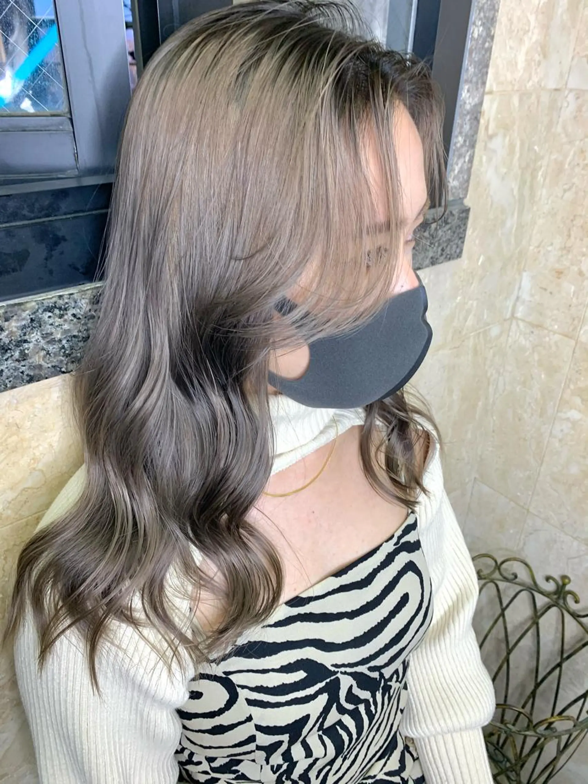 セミロング カラー ヘアアレンジ セミロングパーマ アディクシーカラー ベージュカラー グレージュ ハイライトカラー ヘアカラー トリートメント ヘッドスパ ヘアセット レイヤーカット/艶髪 🎀笠原 優花🎀のヘアスタイル