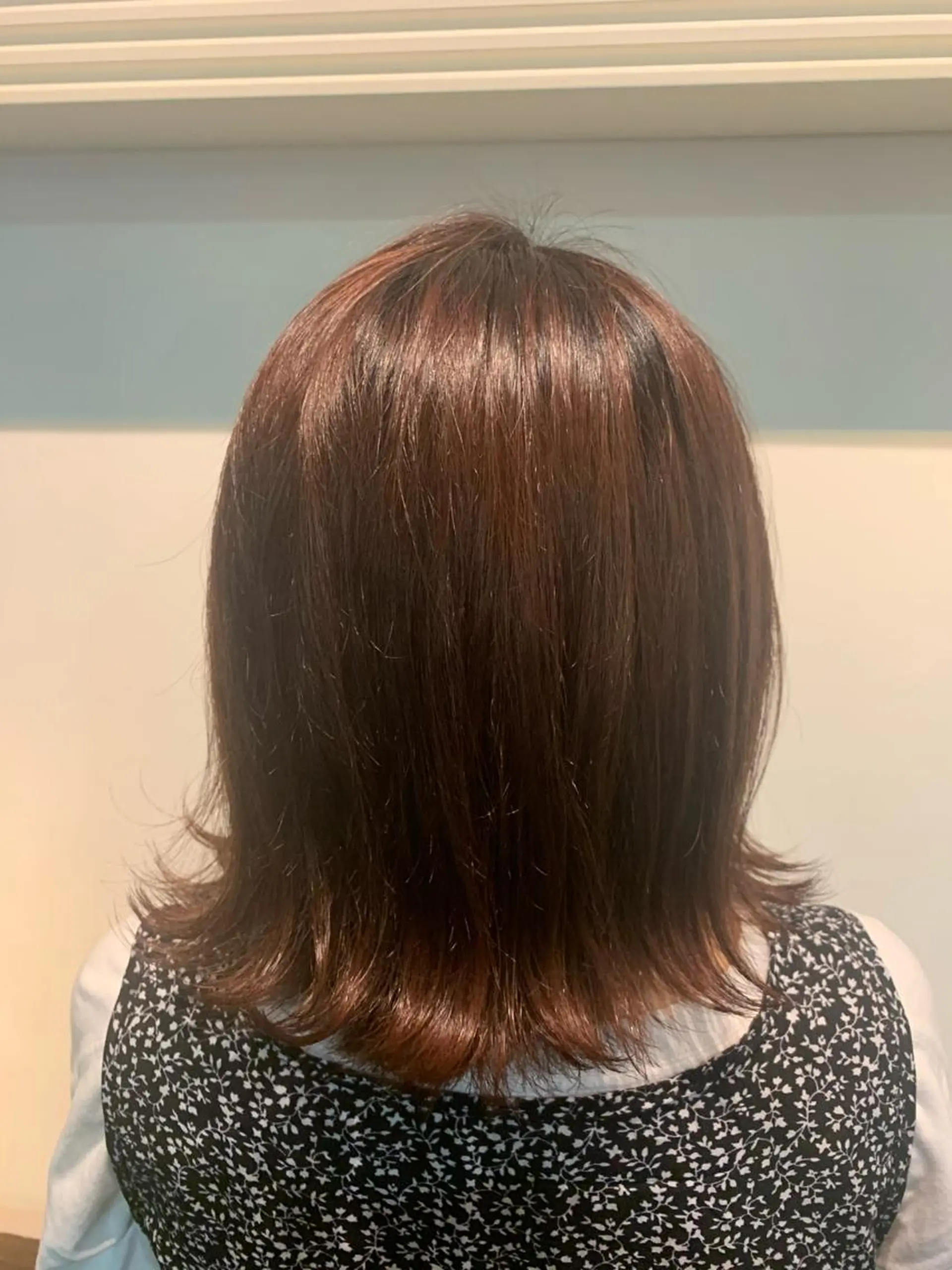 ミディアム カット ヘアカラー トリートメント ヘッドスパ ヘアセット 山口 竣也のヘアスタイル