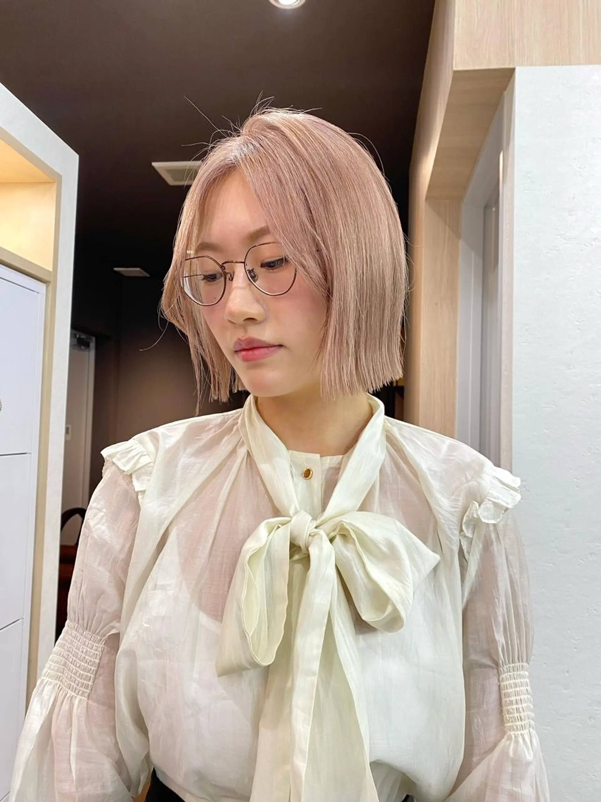 ショート カラー ヘアアレンジ カット ヘアカラー トリートメント ♡韓国風ヘア 🐈♡MIHOのヘアスタイル