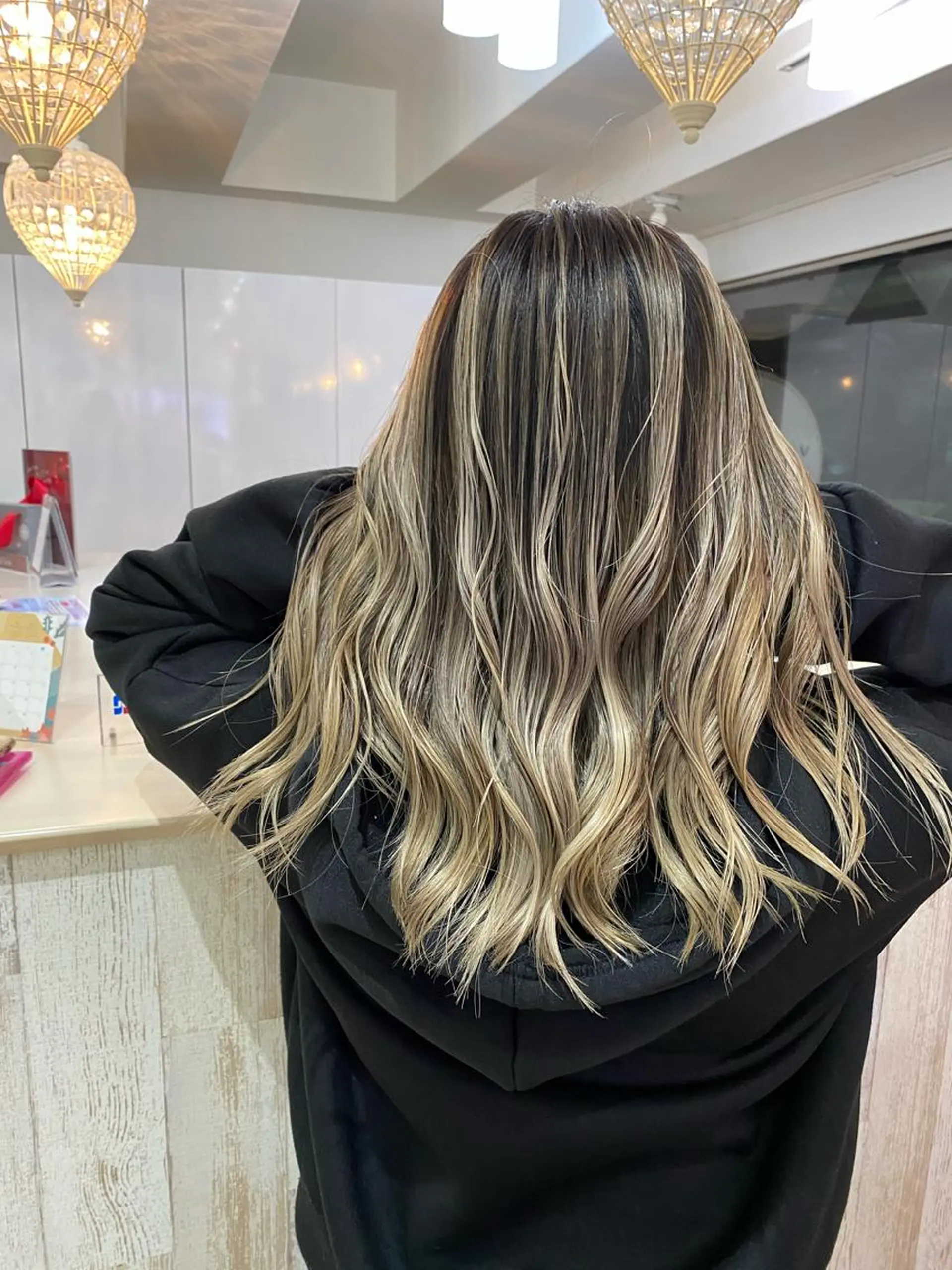 セミロング カラー ヘアアレンジ カット ヘアカラー トリートメント 久米 治仁のヘアスタイル