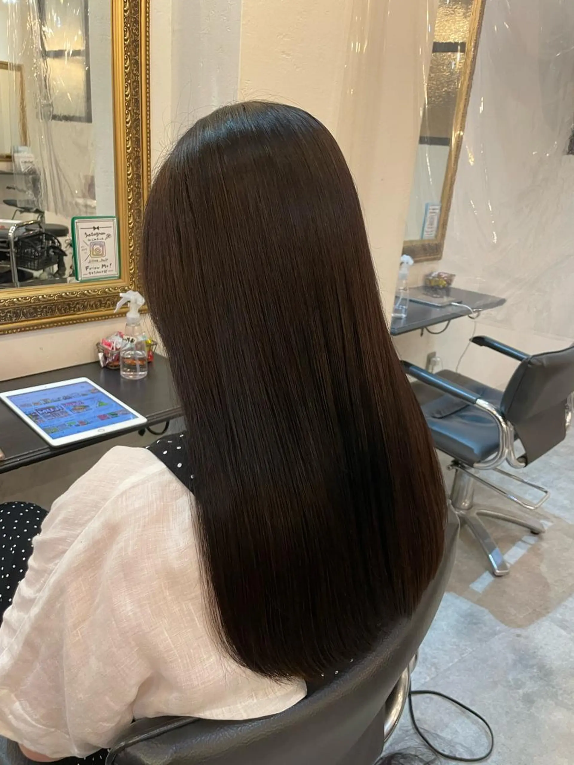ロング N°　jillva 腰山 菜々美のヘアスタイル