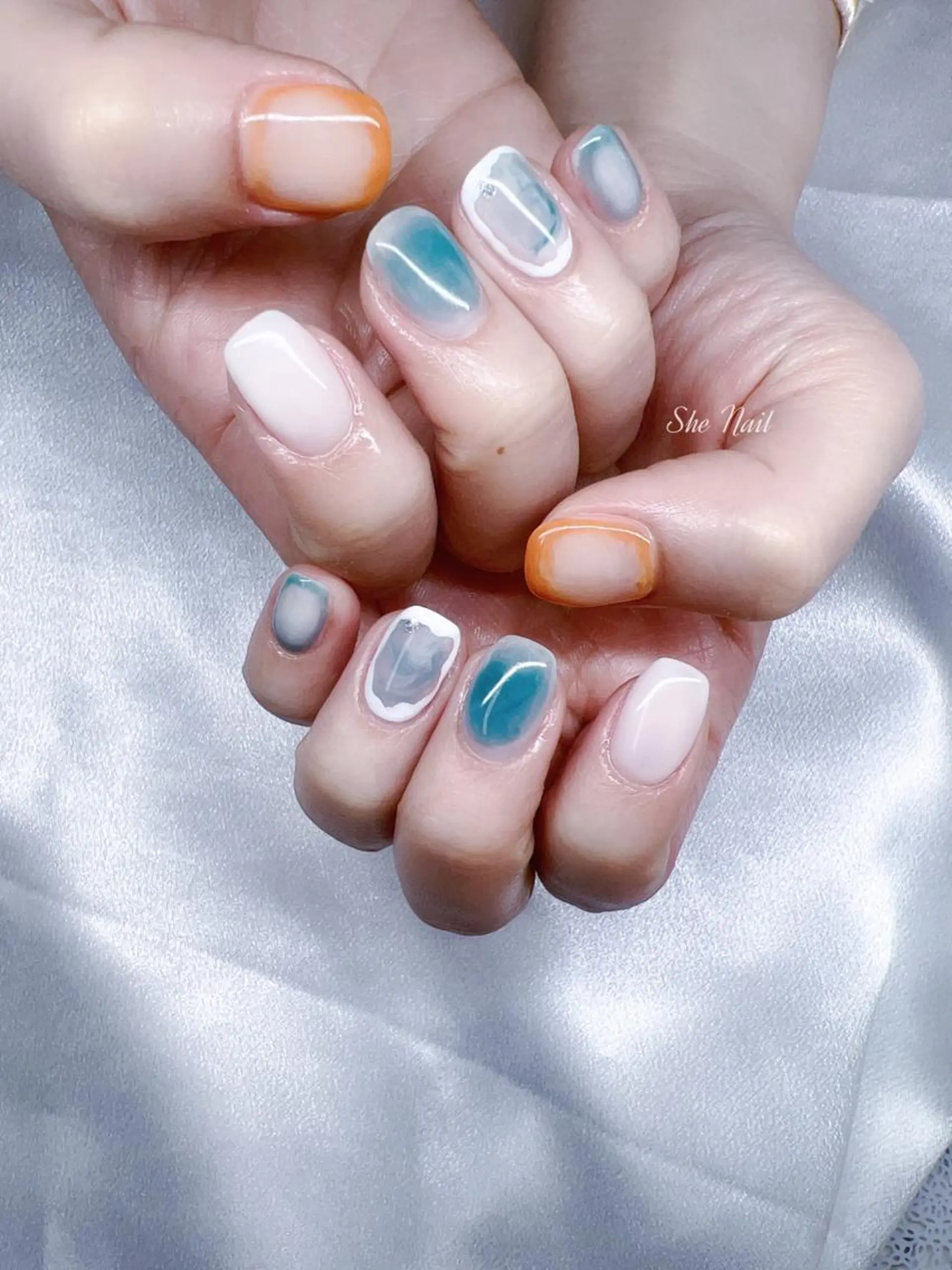 ネイル チークネイル 長さ出し マグネットネイル 持ち込み ニュアンスネイル ハンドネイル She   Nail所属・ISA_ BELLAのネイルデザイン