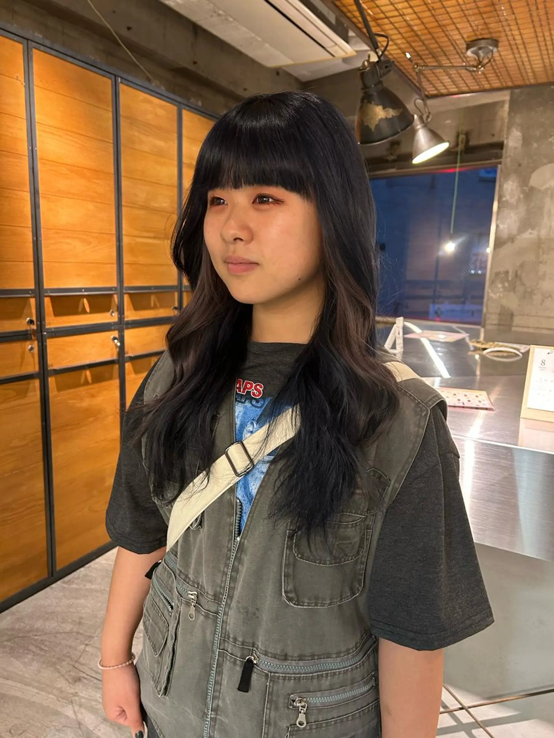ロング カラー ベージュカラー 黒髪 ブルーカラー ブルーブラック ホワイトベージュ ヘアカラー トリートメント 丸みショート /nagisaのヘアスタイル