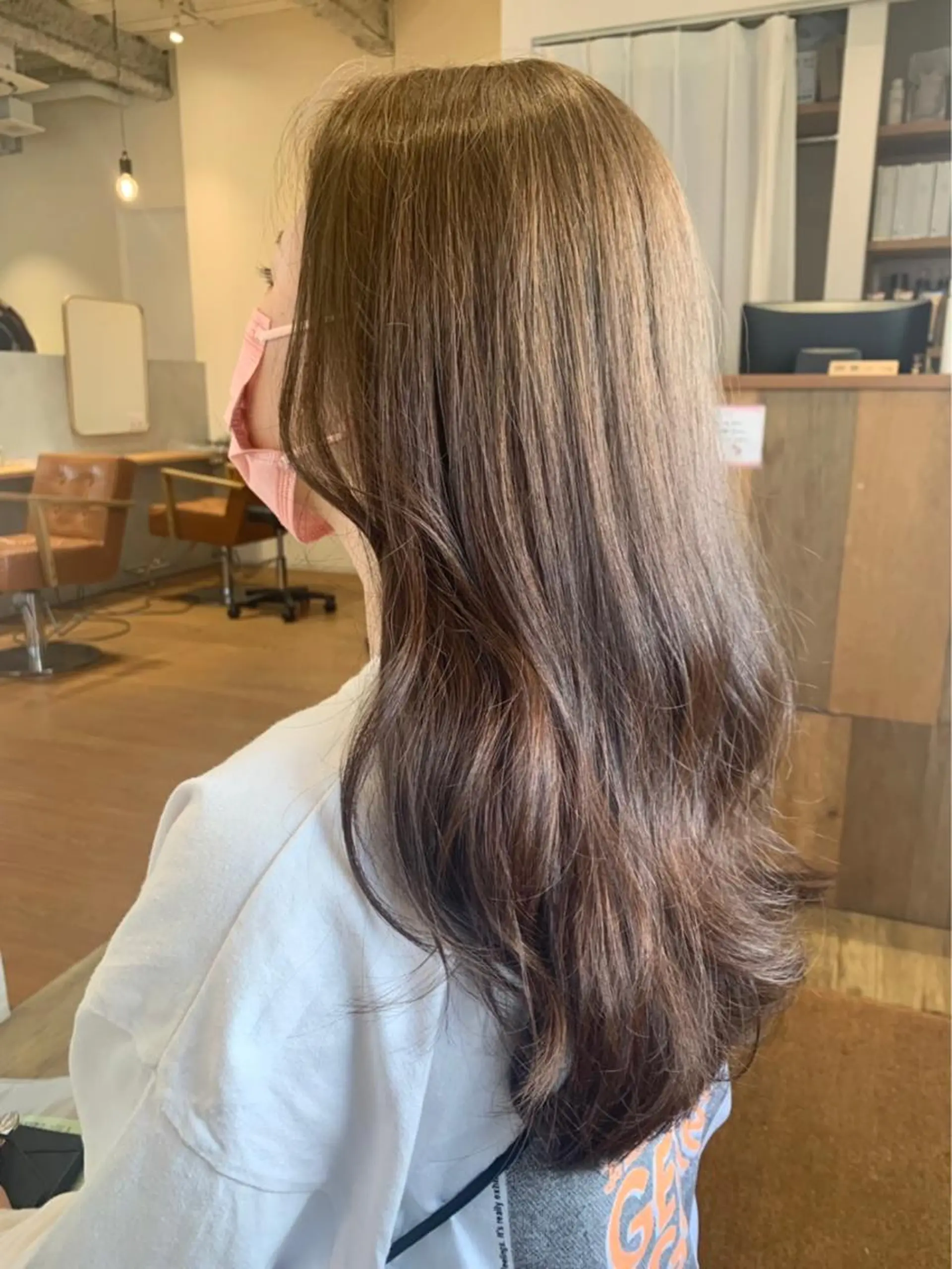 ロング カラー カット chill out 南塚口本店のヘアスタイル