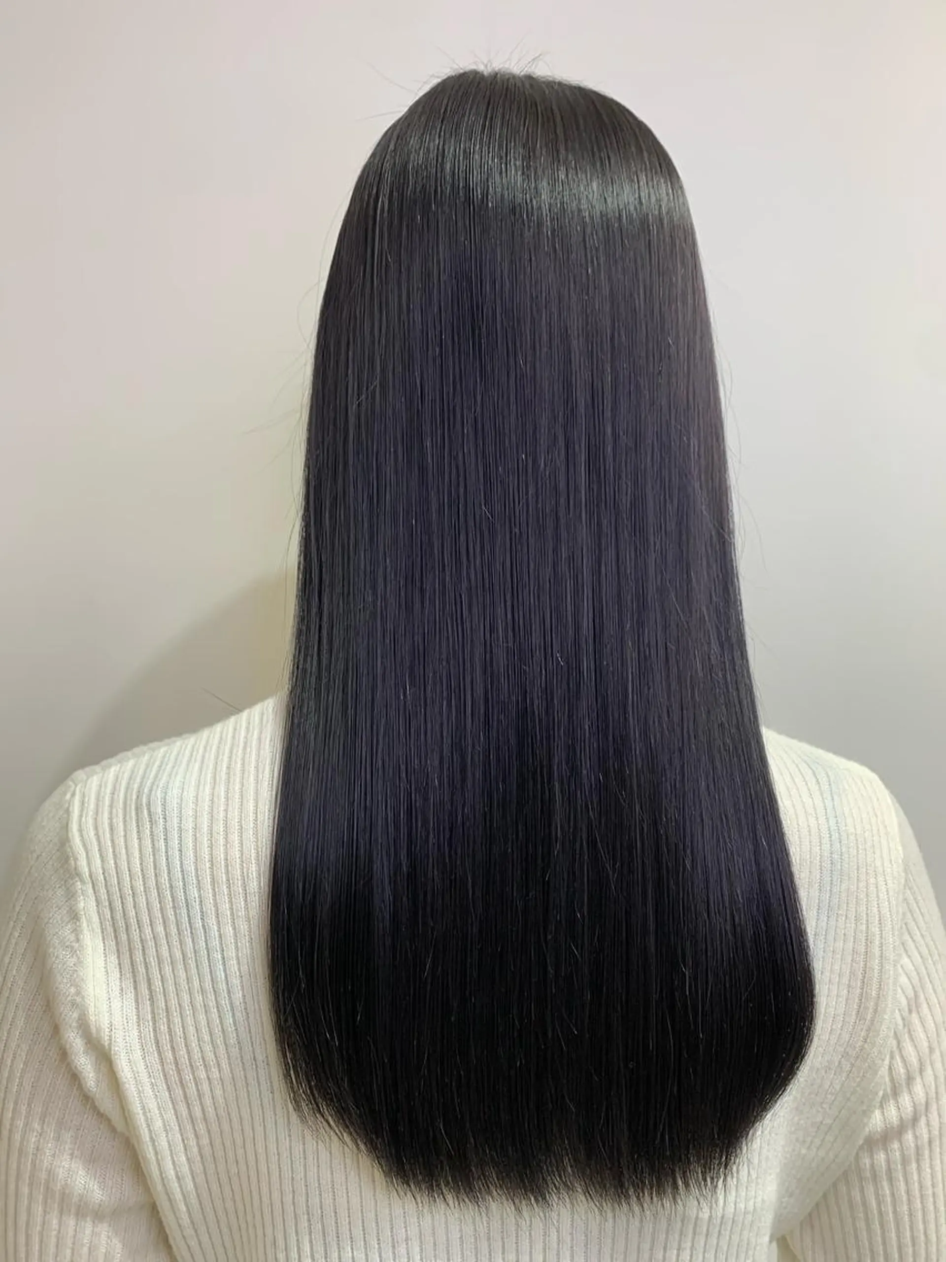 ロング カラー 近藤千翔🩵 髪質改善Periodのエステ・リラクイメージ