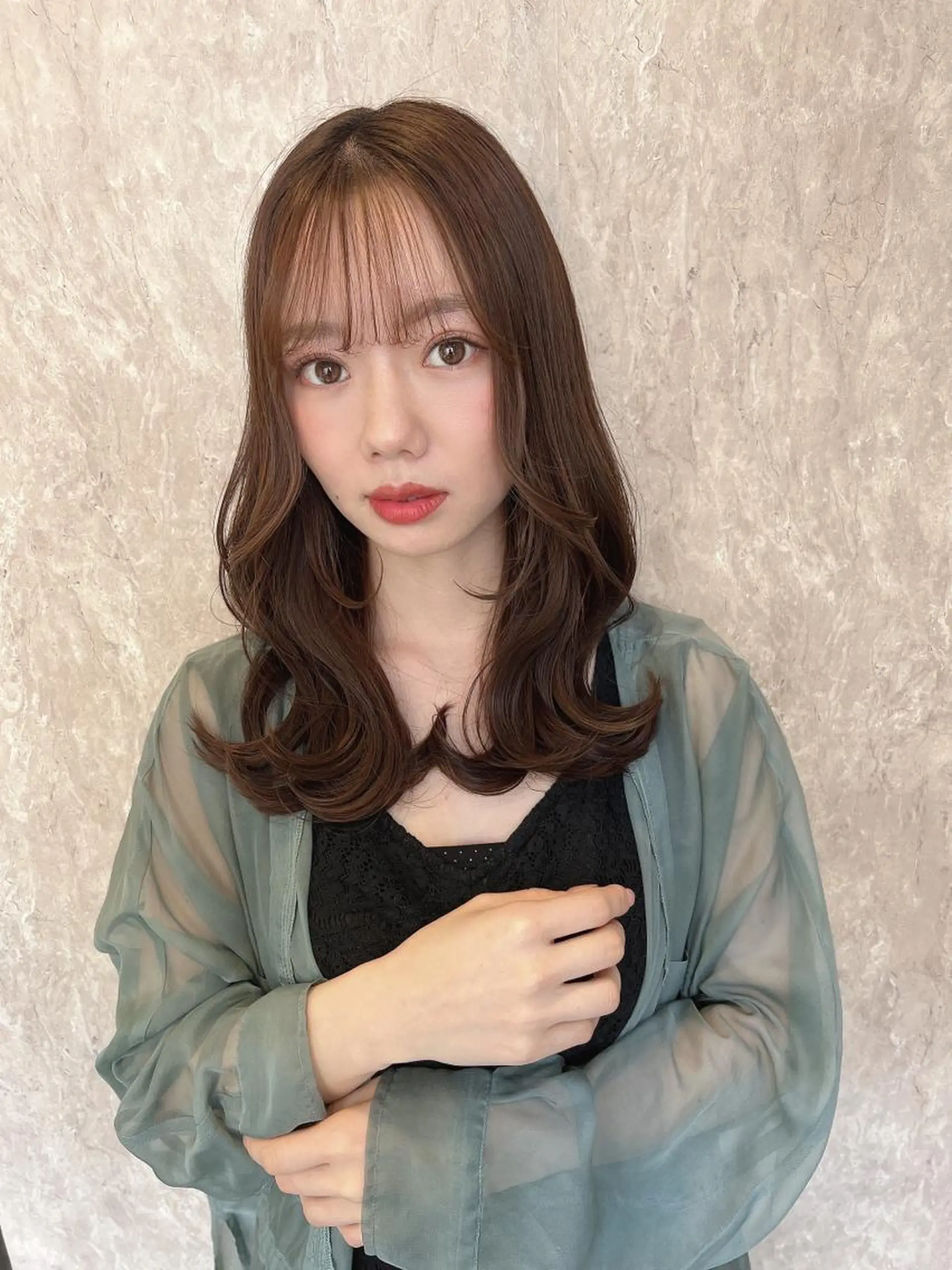 ミディアム カット ヘアカラー トリートメント ほさか しんごのヘアスタイル