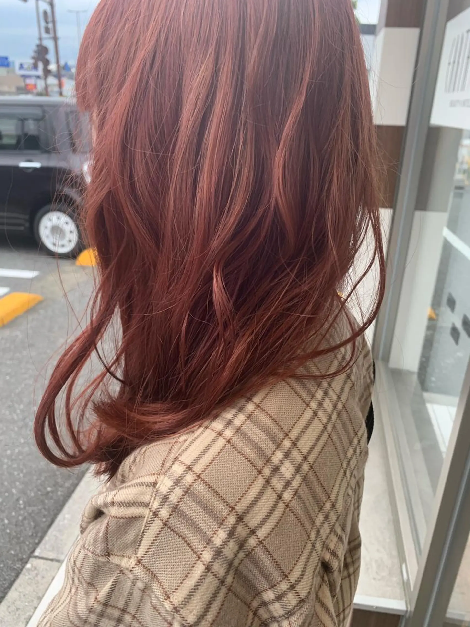 セミロング カラー 畠山 華奈のヘアスタイル