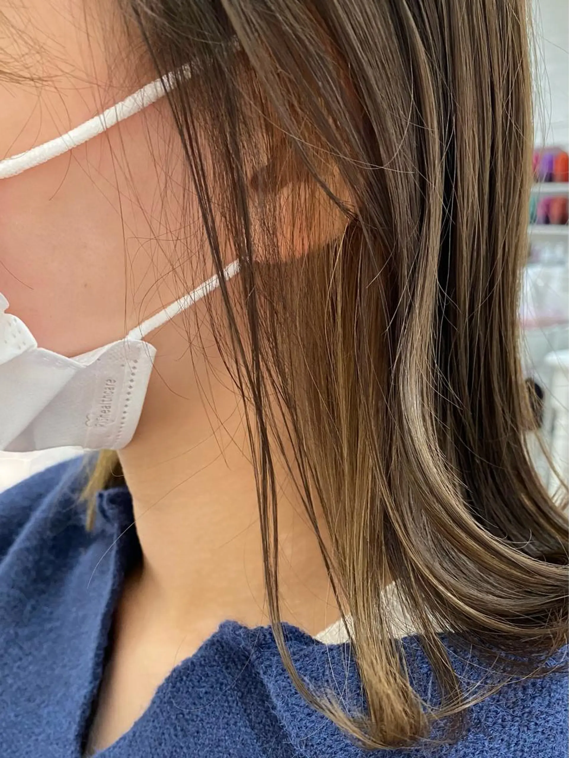 ミディアム カラー ブリーチ インナーカラー Eliss 堀江所属・暖色カラー🎀 門内 梨真のヘアスタイル