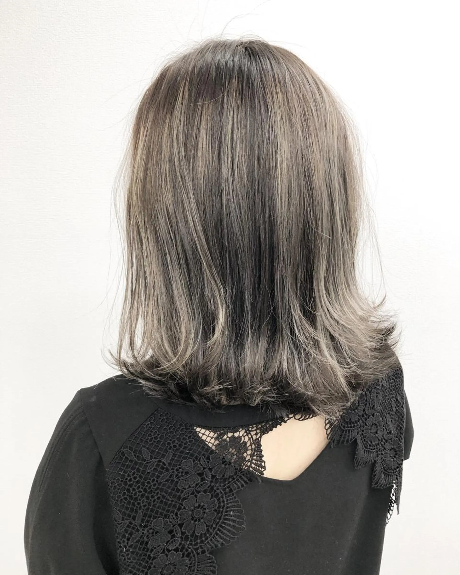 ミディアム ヘアカラー トリートメント ミルクティーカラー 🌈店長クボのヘアスタイル