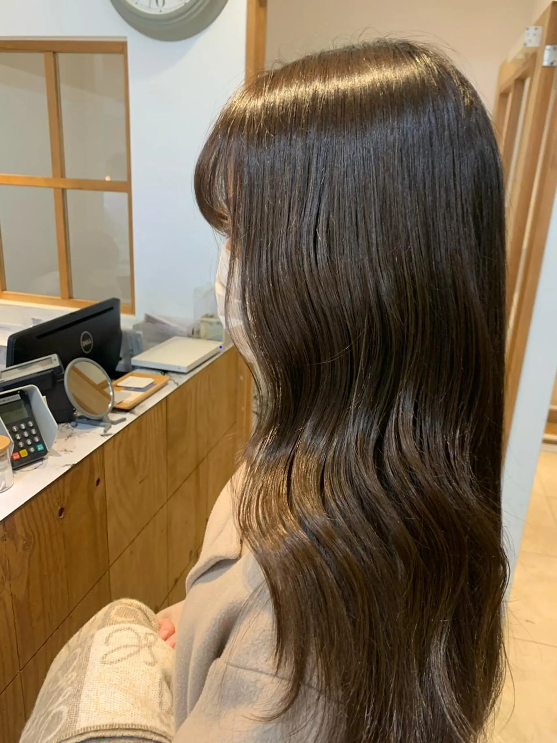 ロング ヘアカラー 庄司 沙羅のヘアスタイル