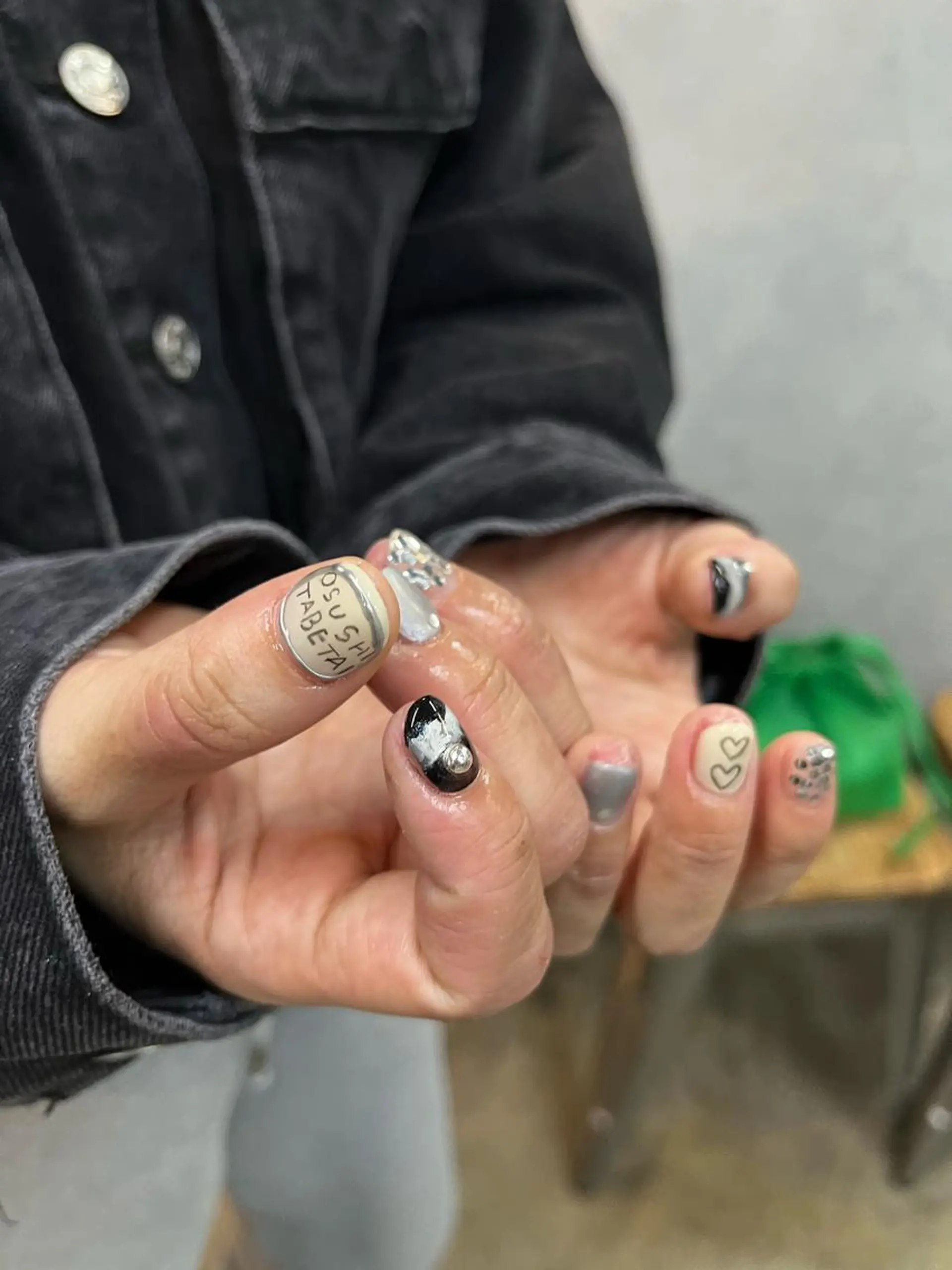 ネイル tipsy+ chihiroのネイルデザイン