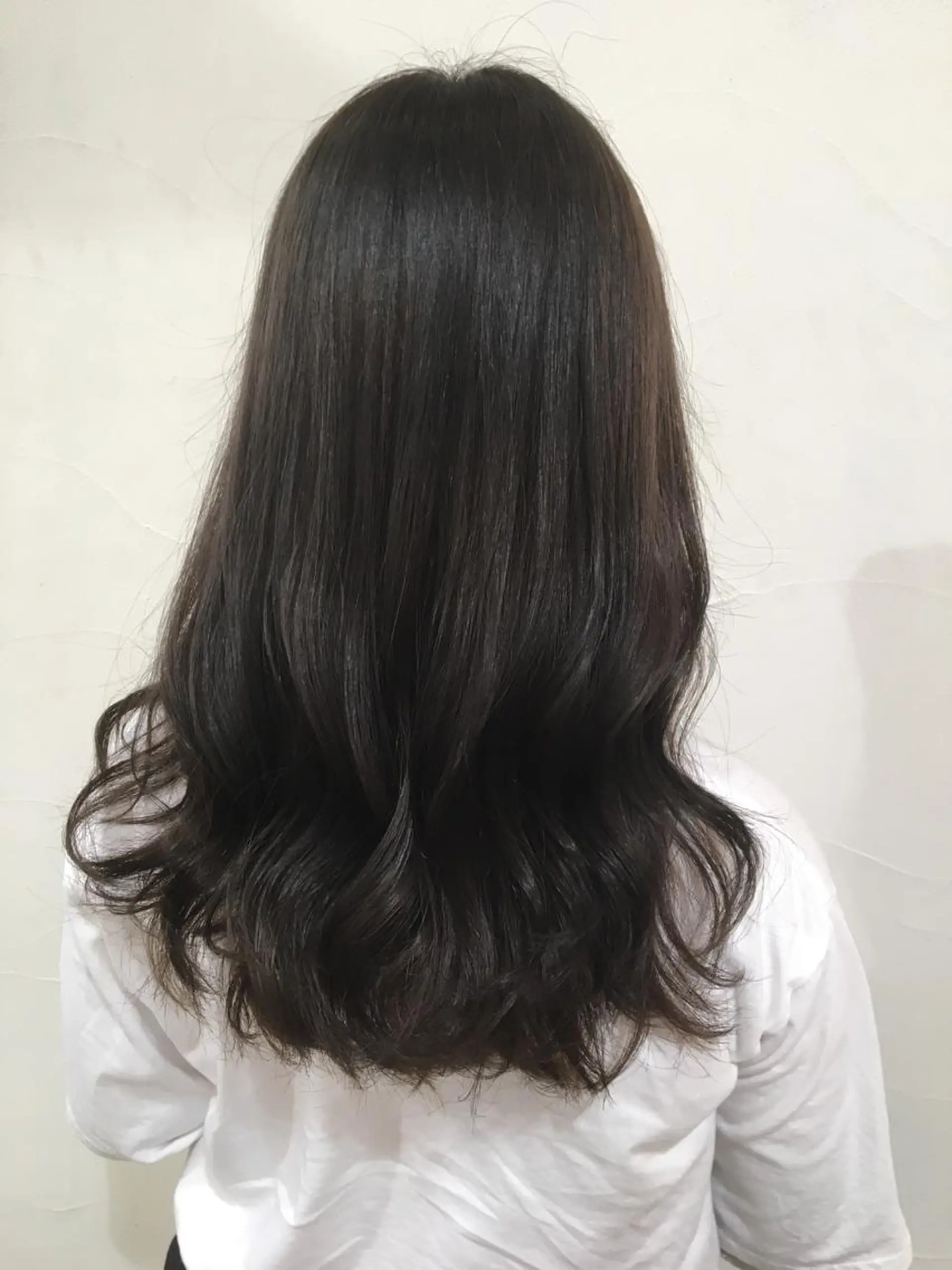 ロング カラー カット ヘアカラー トリートメント 乳井 悠香のヘアスタイル