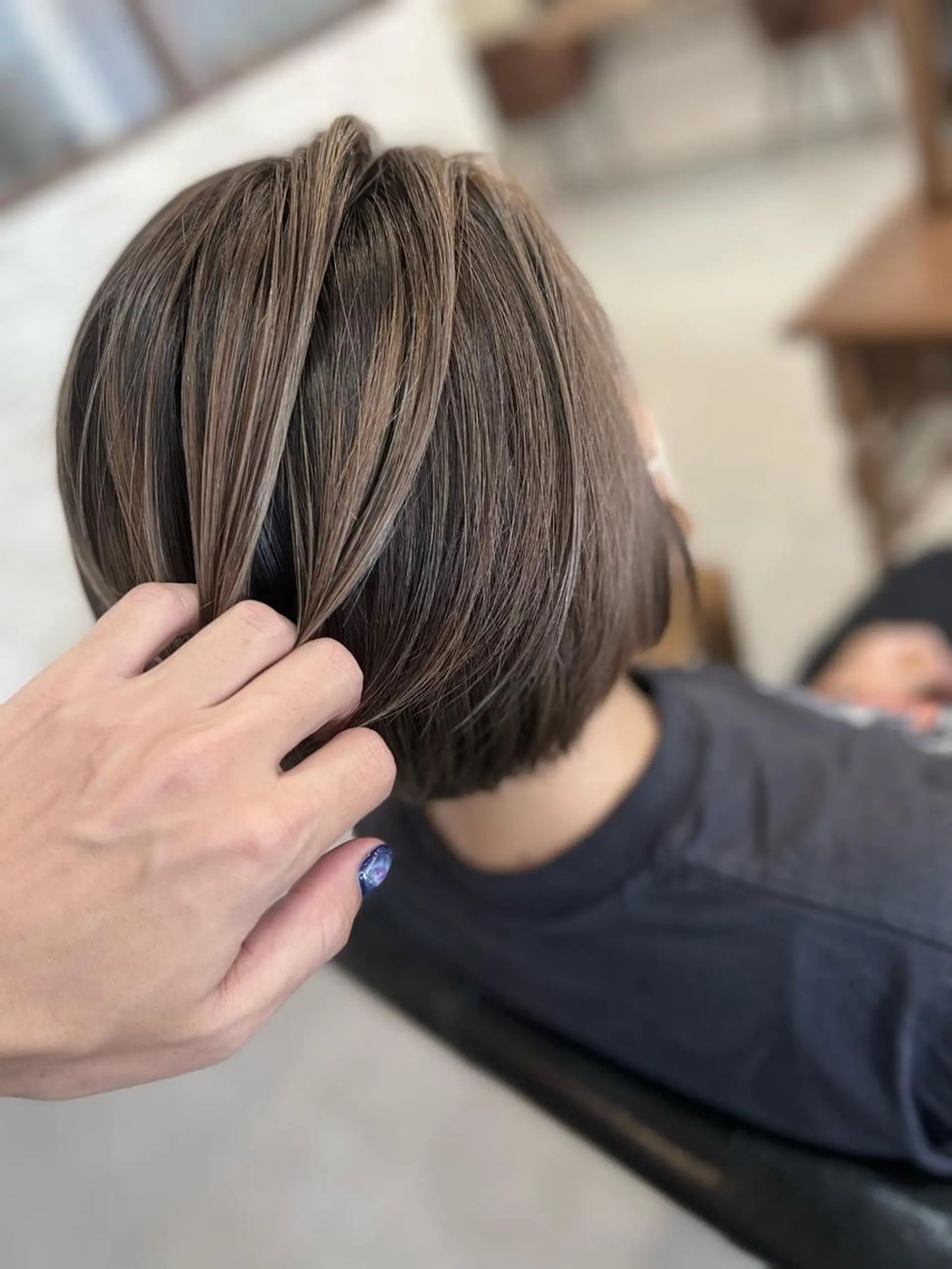 ショート カラー アッシュ アッシュブラウン バレイヤージュ ブリーチ ブラウンカラー ヘアカラー トリートメント Style Tのヘアスタイル