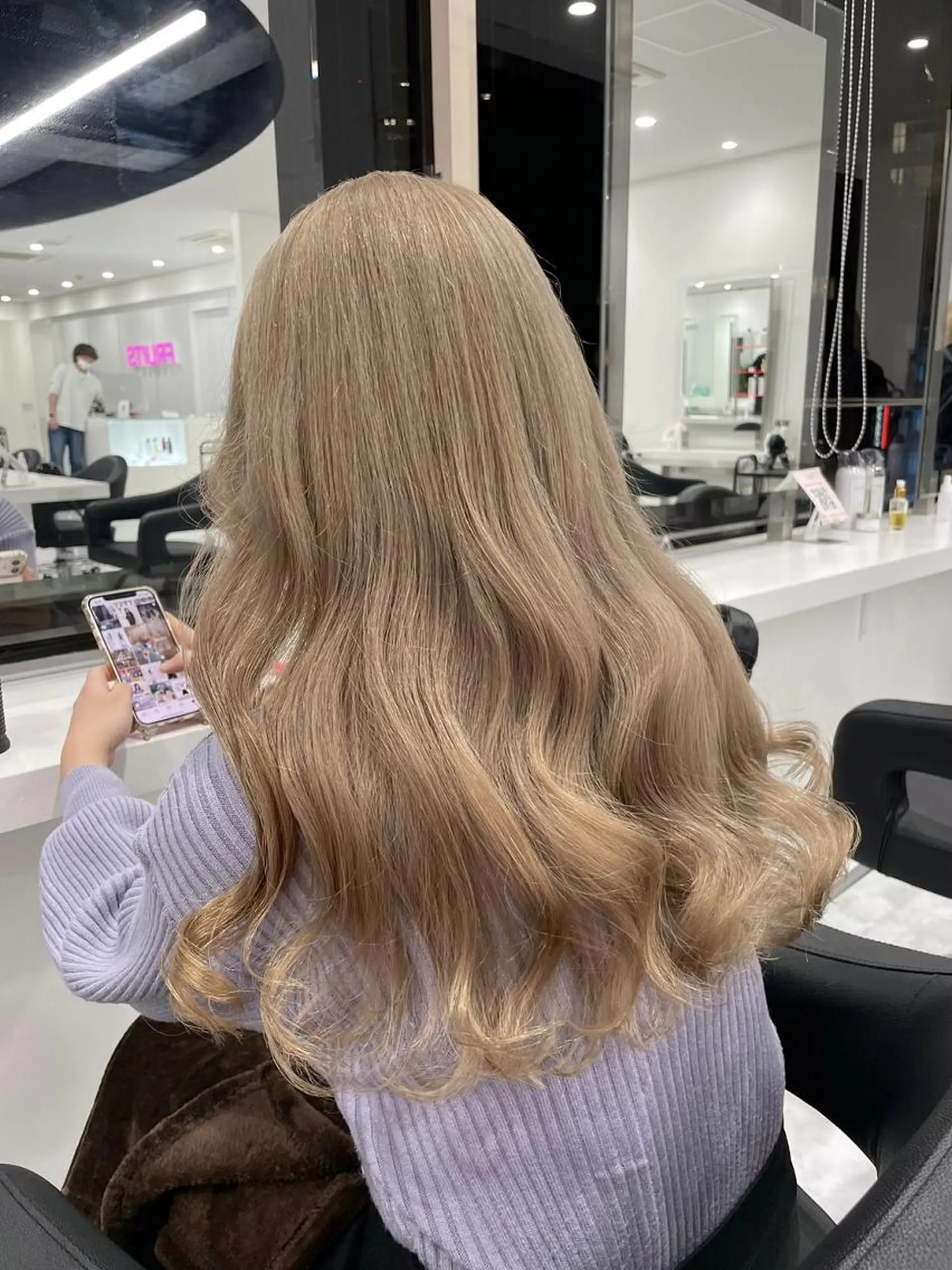 ロング カラー カット ヘアカラー トリートメント ヘッドスパ ヘアセット 🤍ベージュ×艶髪 🤍Ryuta🤍のヘアスタイル