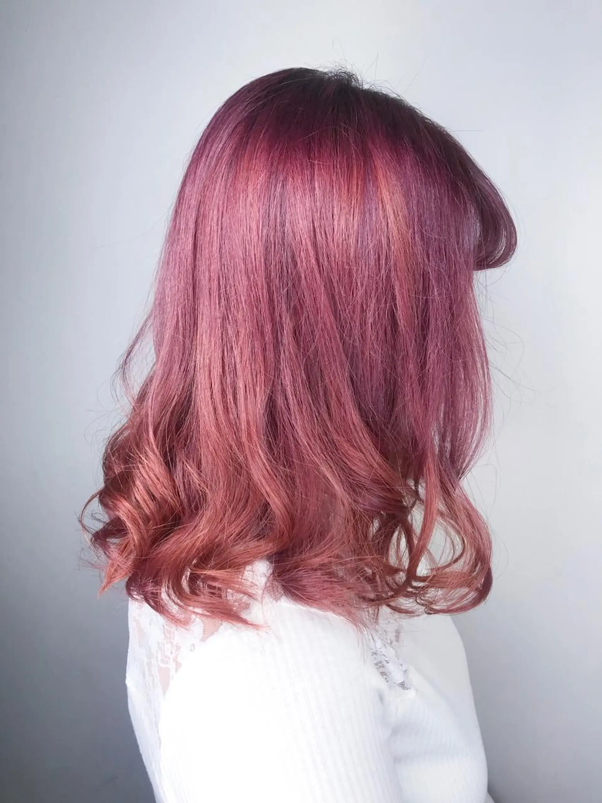 セミロング カラー パーマ キッズ ネイル マツエク・マツパ 外国人風カラー カット ヘアカラー トリートメント 🫧代表/新宿駅近/ 限定価格🫧田辺貴裕のヘアスタイル