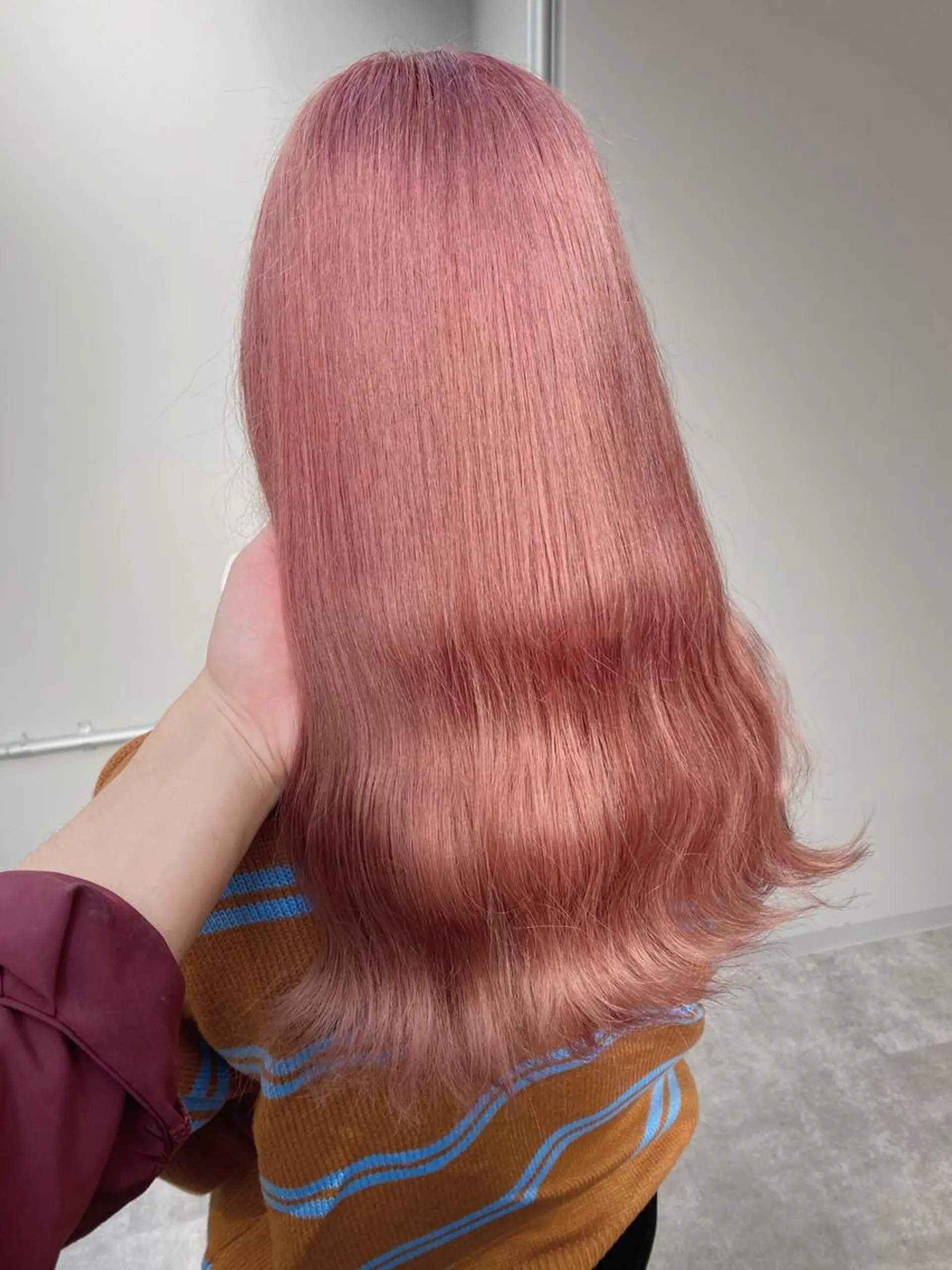 セミロング カラー ハイトーンカラー ピンクカラー esu天満所属・esu 天満のヘアスタイル
