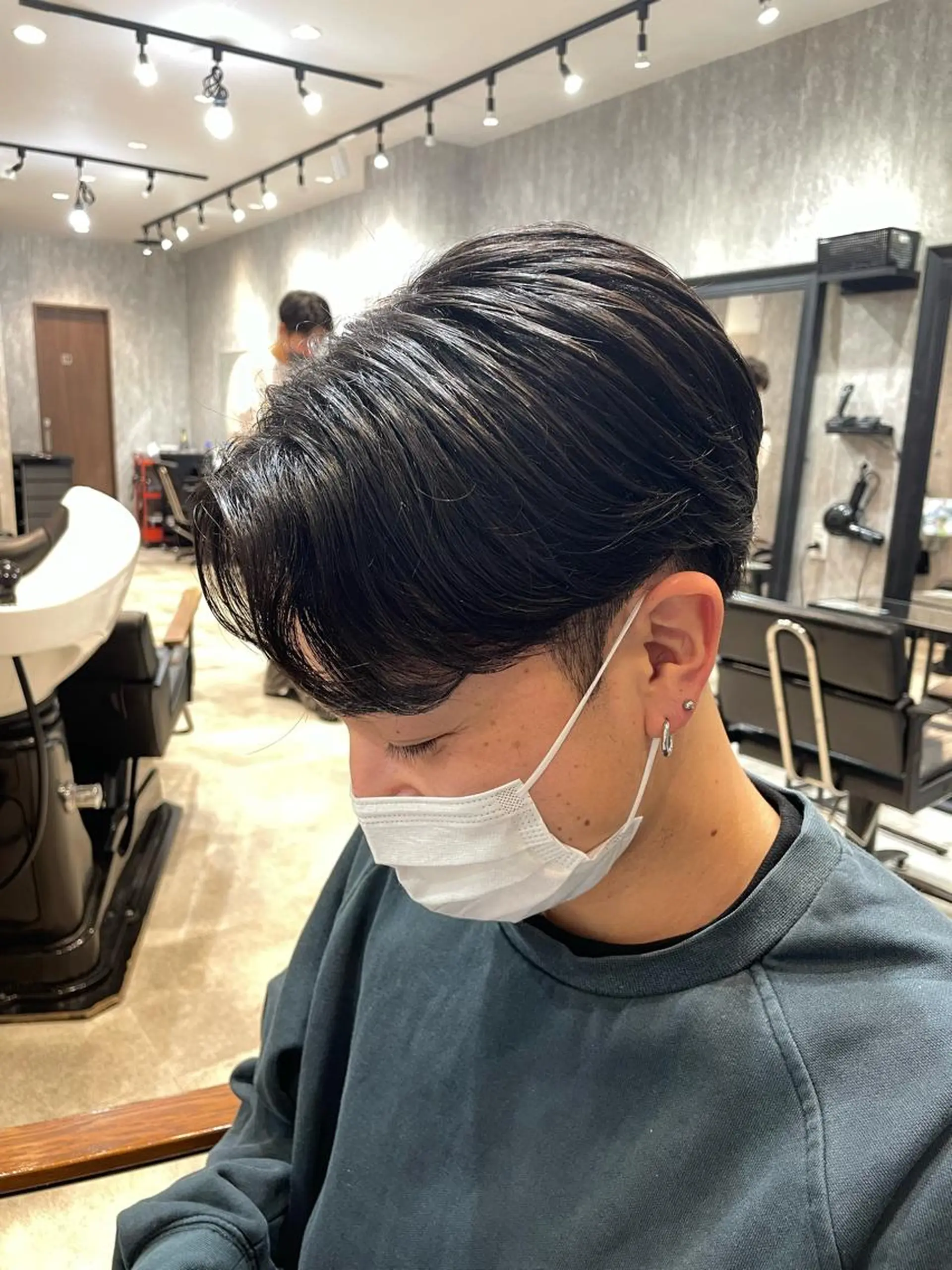ミディアム カラー パーマ メンズ センターパート カット 🔥メンズ超特化🔥 青木海斗のヘアスタイル