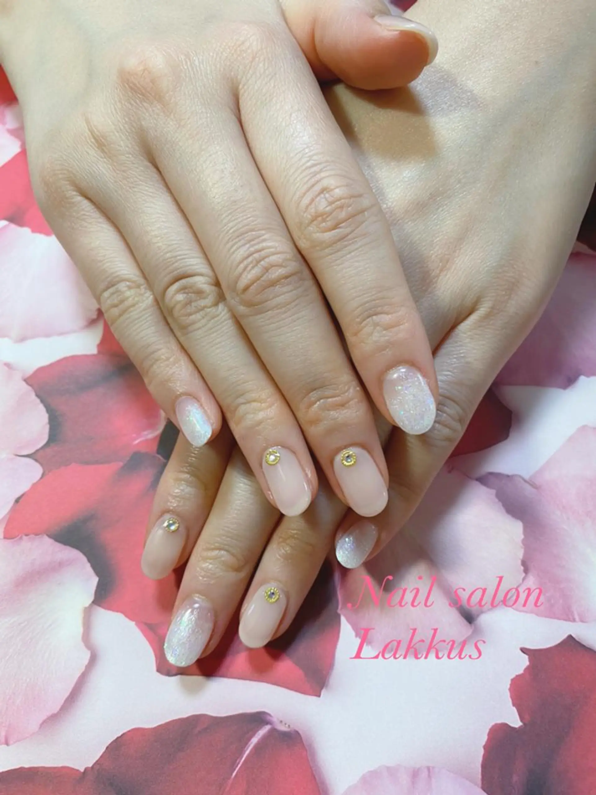 ネイル Lakkus T－CHIのネイルデザイン