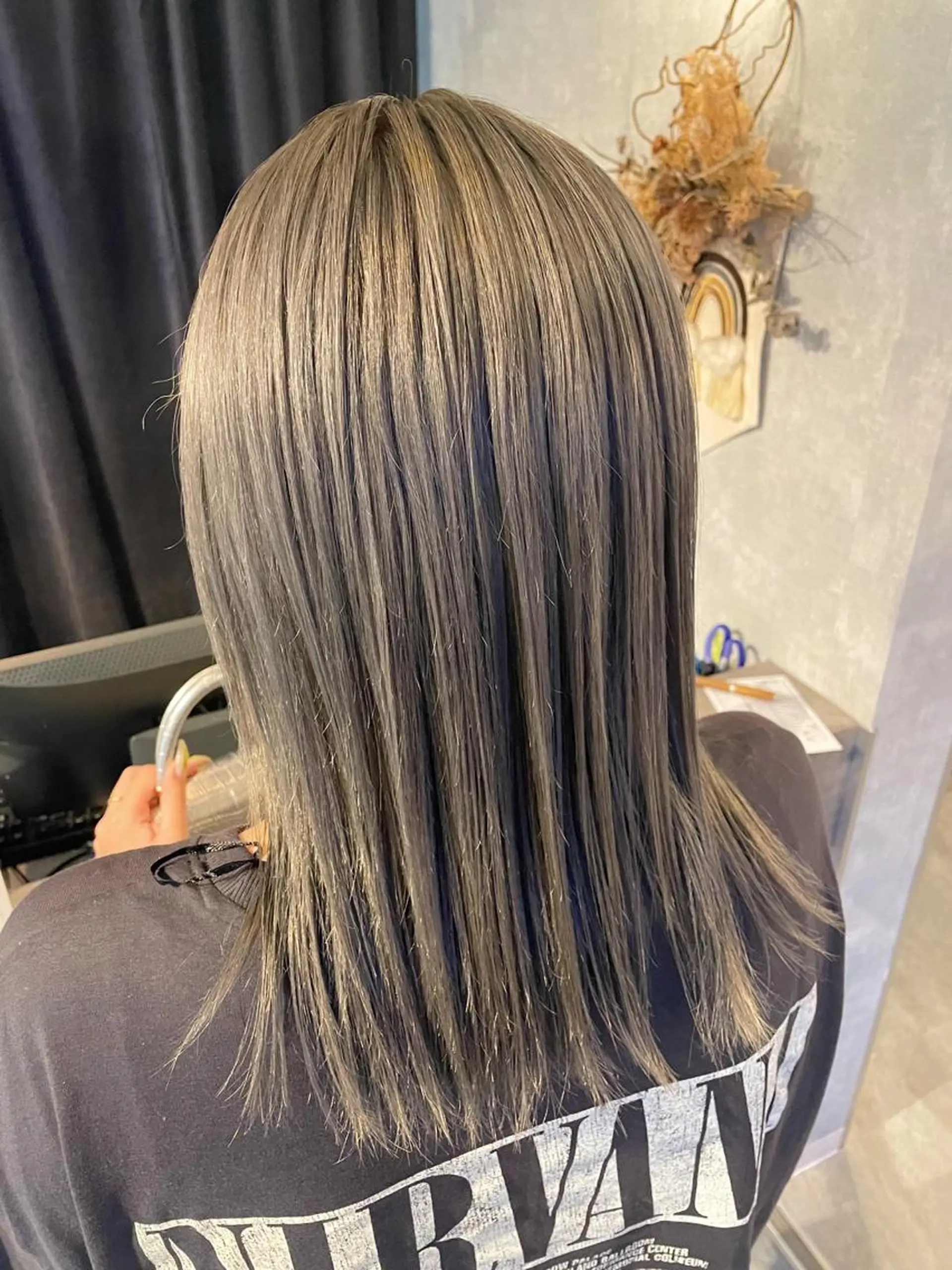 セミロング カラー グレージュ ヘアカラー Matsubara asuka  ☪︎のヘアスタイル