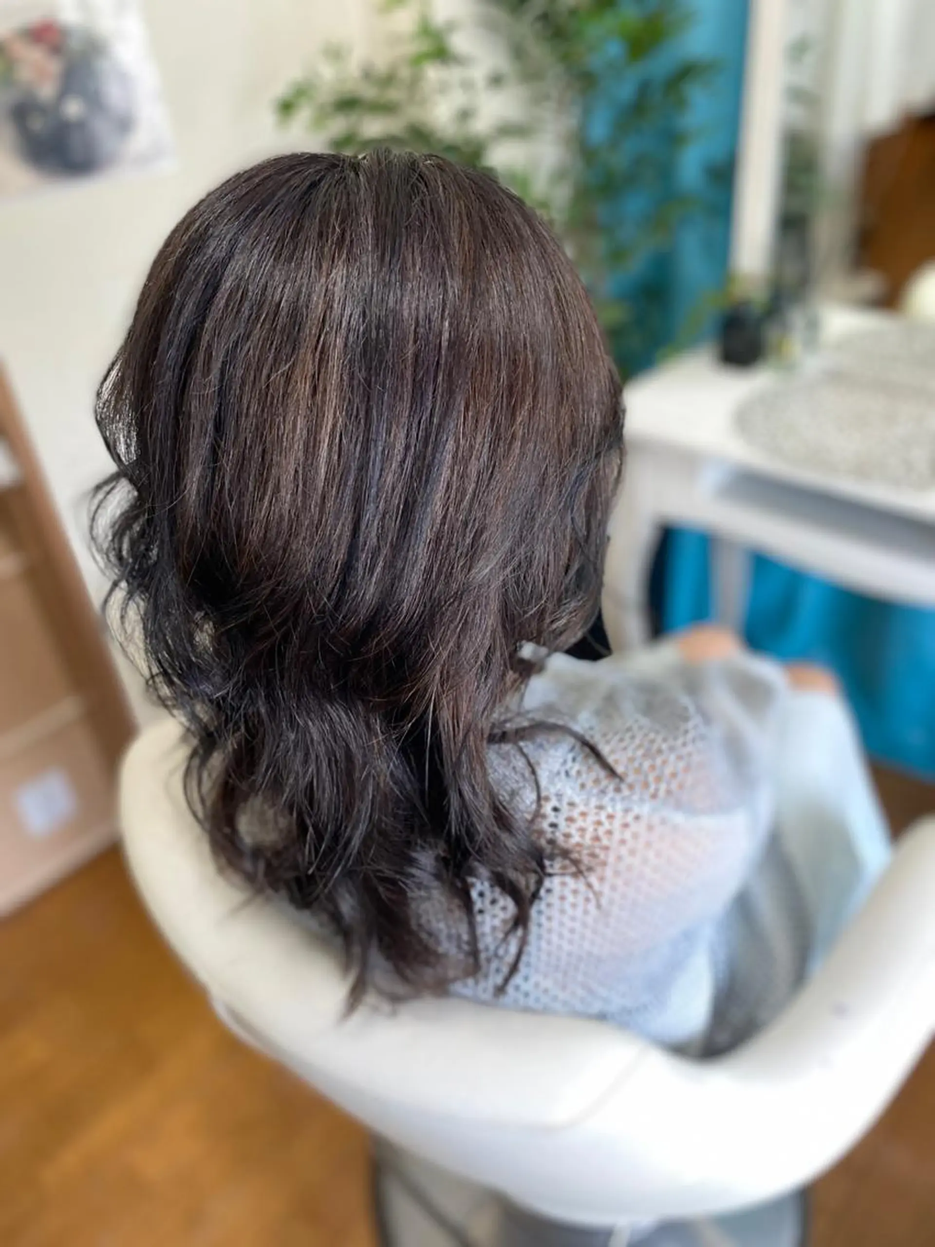 ロング カラー パーマ トリートメント 酸熱トリートメント カット 縮毛矯正 トリートメント hairmake Sakura松本真理のヘアスタイル