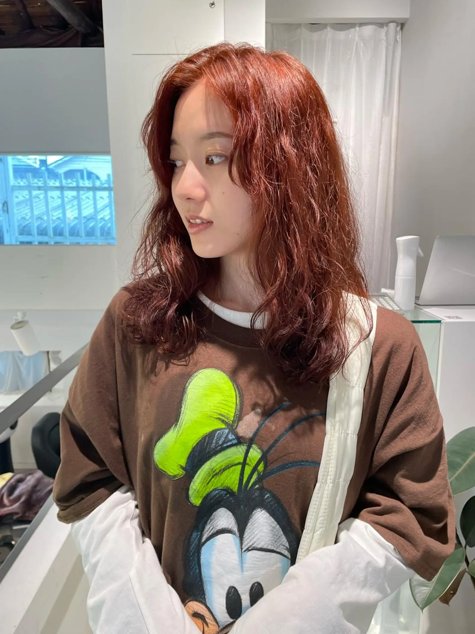 カラー ニシウエ ヒロキのヘアスタイル
