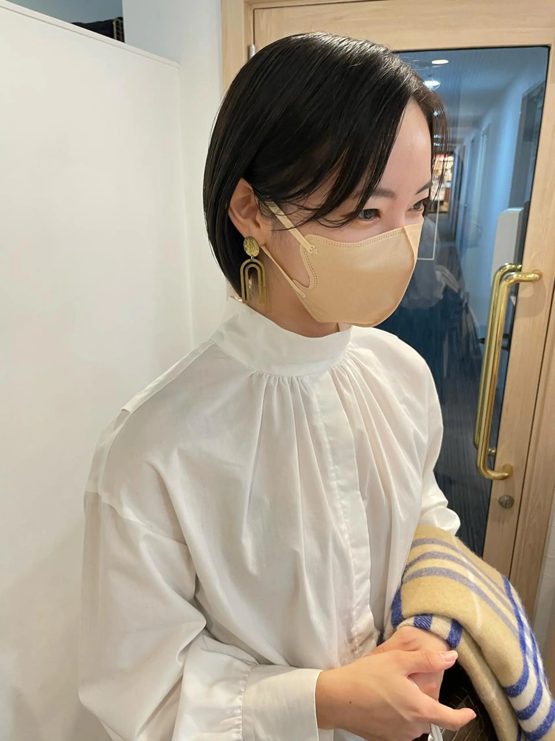 ショート カット ヘアカラー 大迫 江梨のヘアスタイル