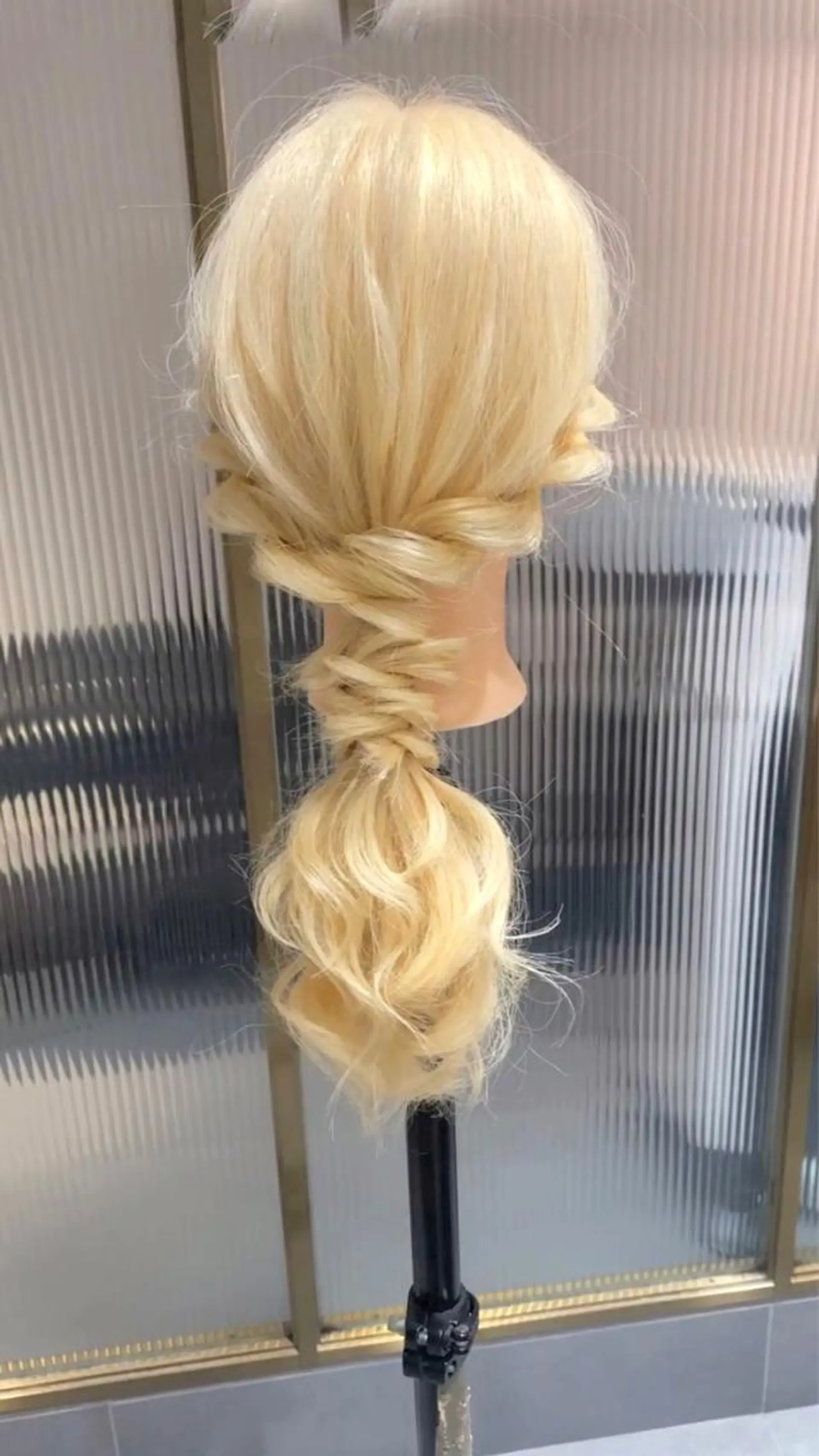 セミロング カラー ヘアアレンジ アディクシーカラー 透明感カラー イルミナカラー ボブ くびれヘア ヘアセット 小野寺瑞希 /最小顔カットのヘアスタイル