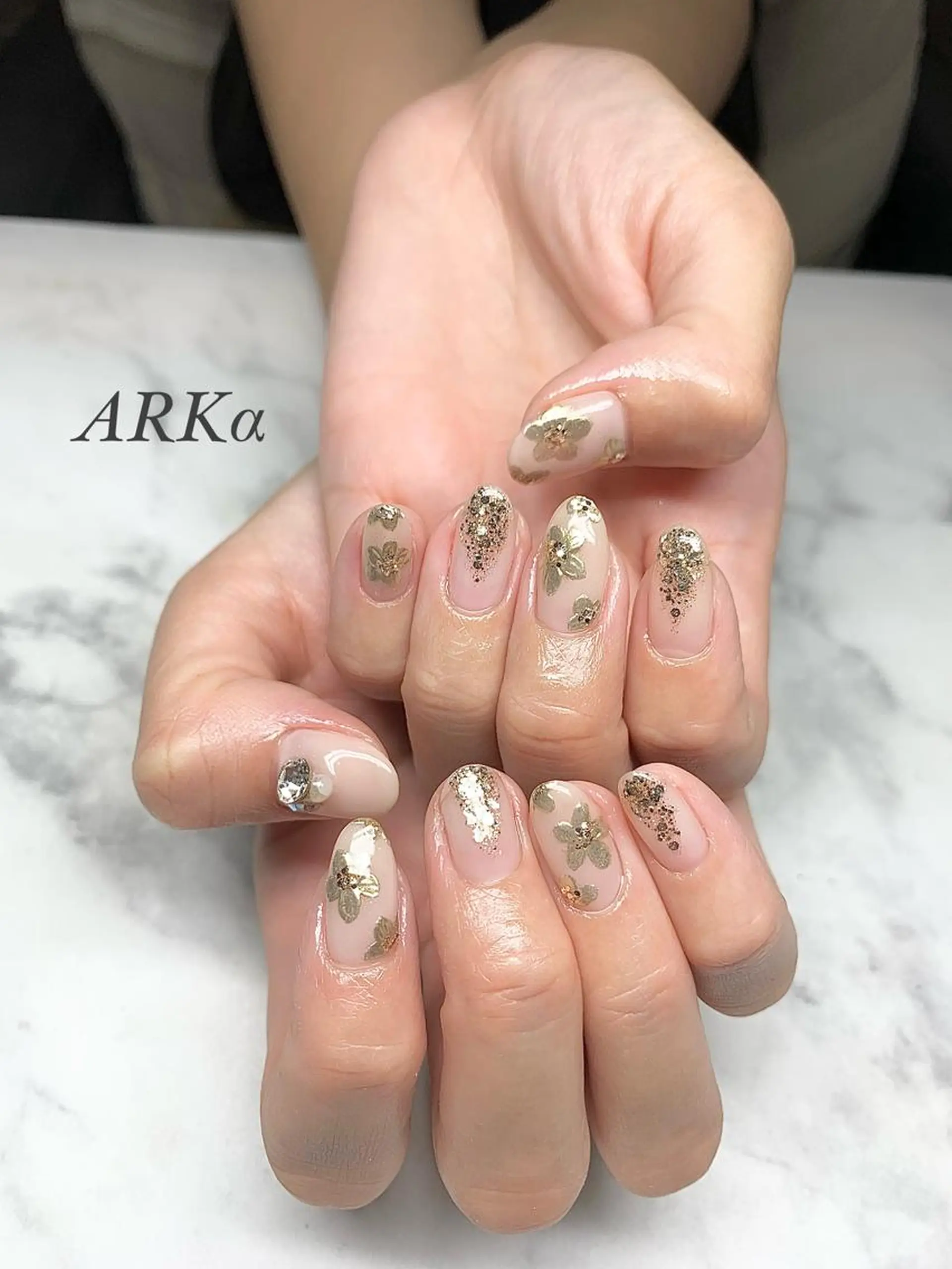 ミディアム ネイル ミラーネイル ハンドネイル ARKα SHIORIのネイルデザイン