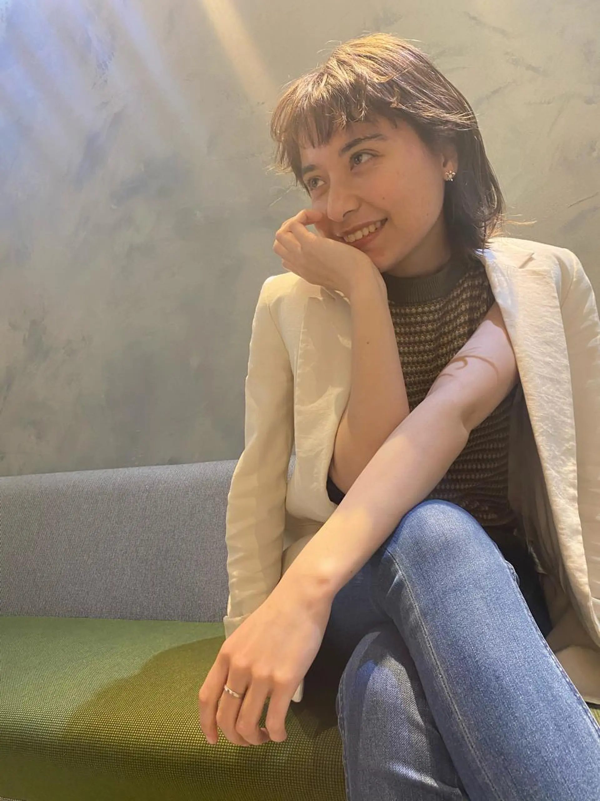 セミロング カラー カット ヘアカラー AVANCE京橋所属・ハイトーンヘア/ 島崎　タクミのヘアスタイル