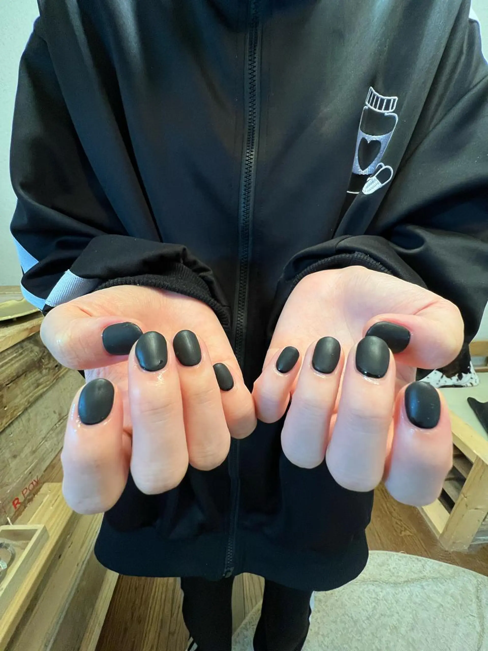 ネイル ハンドネイル フットネイル ハンドケア Nes.Nail所属・Miyagi Asamiのネイルデザイン