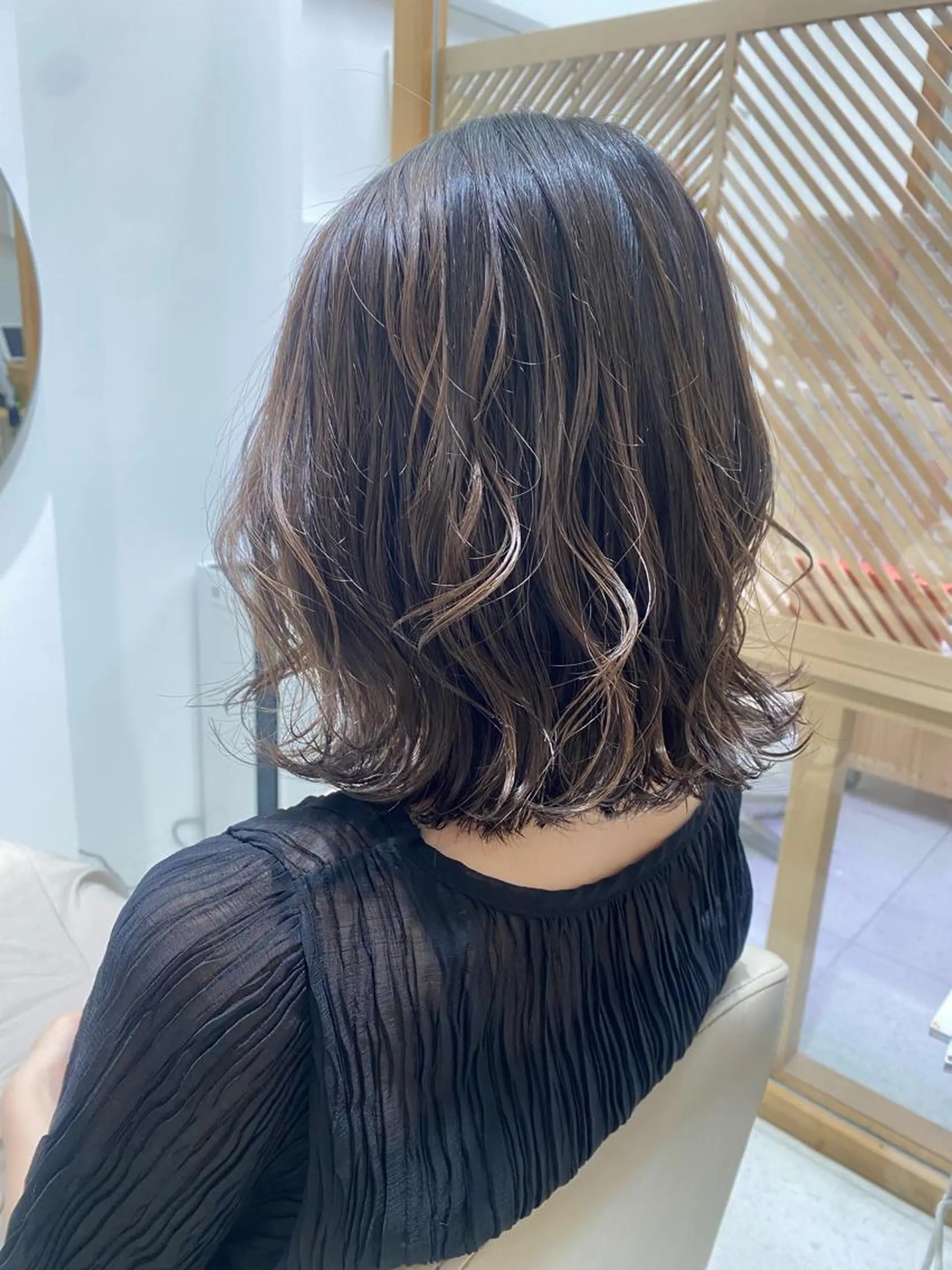ミディアム カラー カット ヘアカラー トリートメント 安永 涼のヘアスタイル