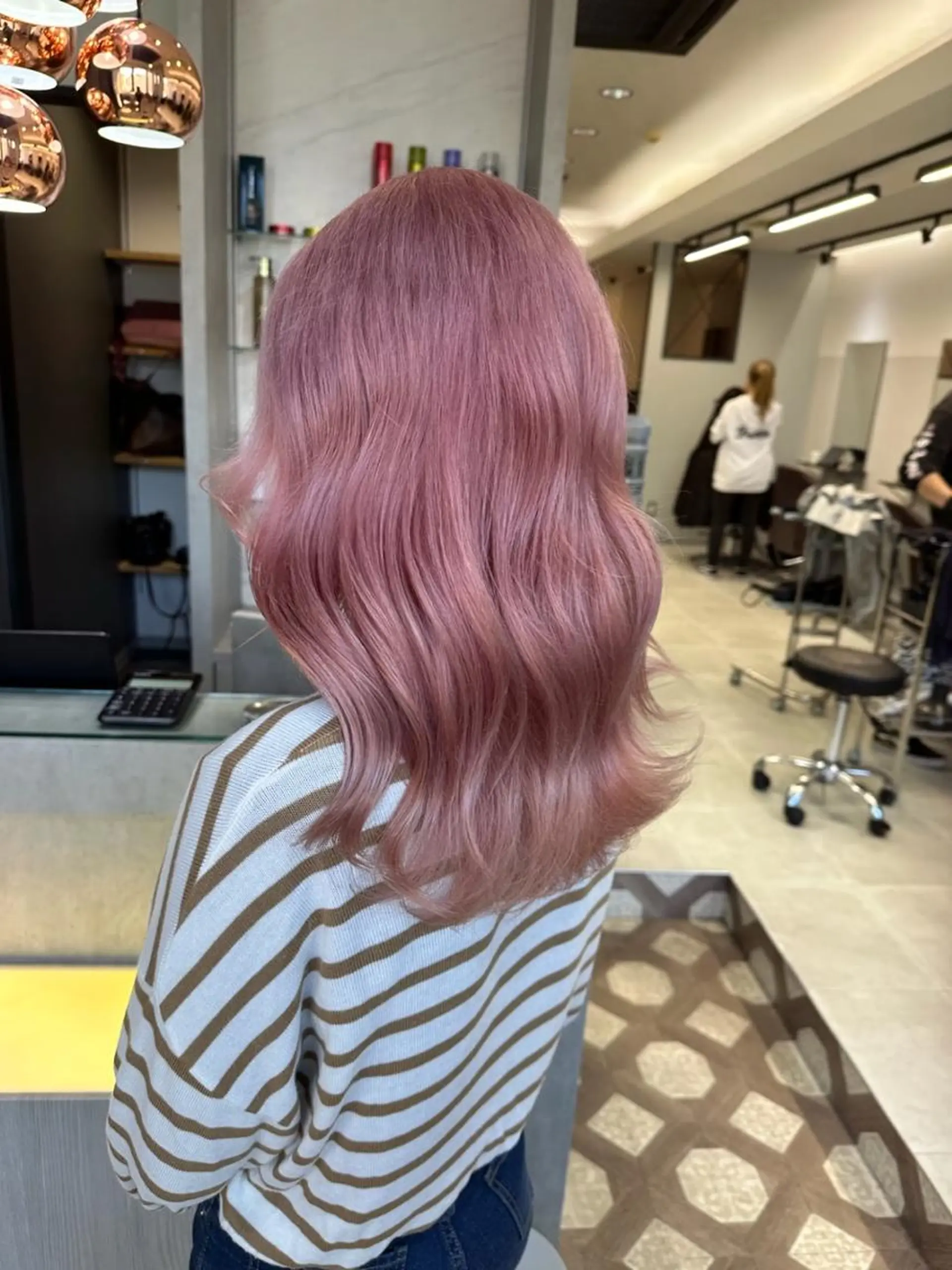 セミロング JILL by GiseL/天神のヘアスタイル