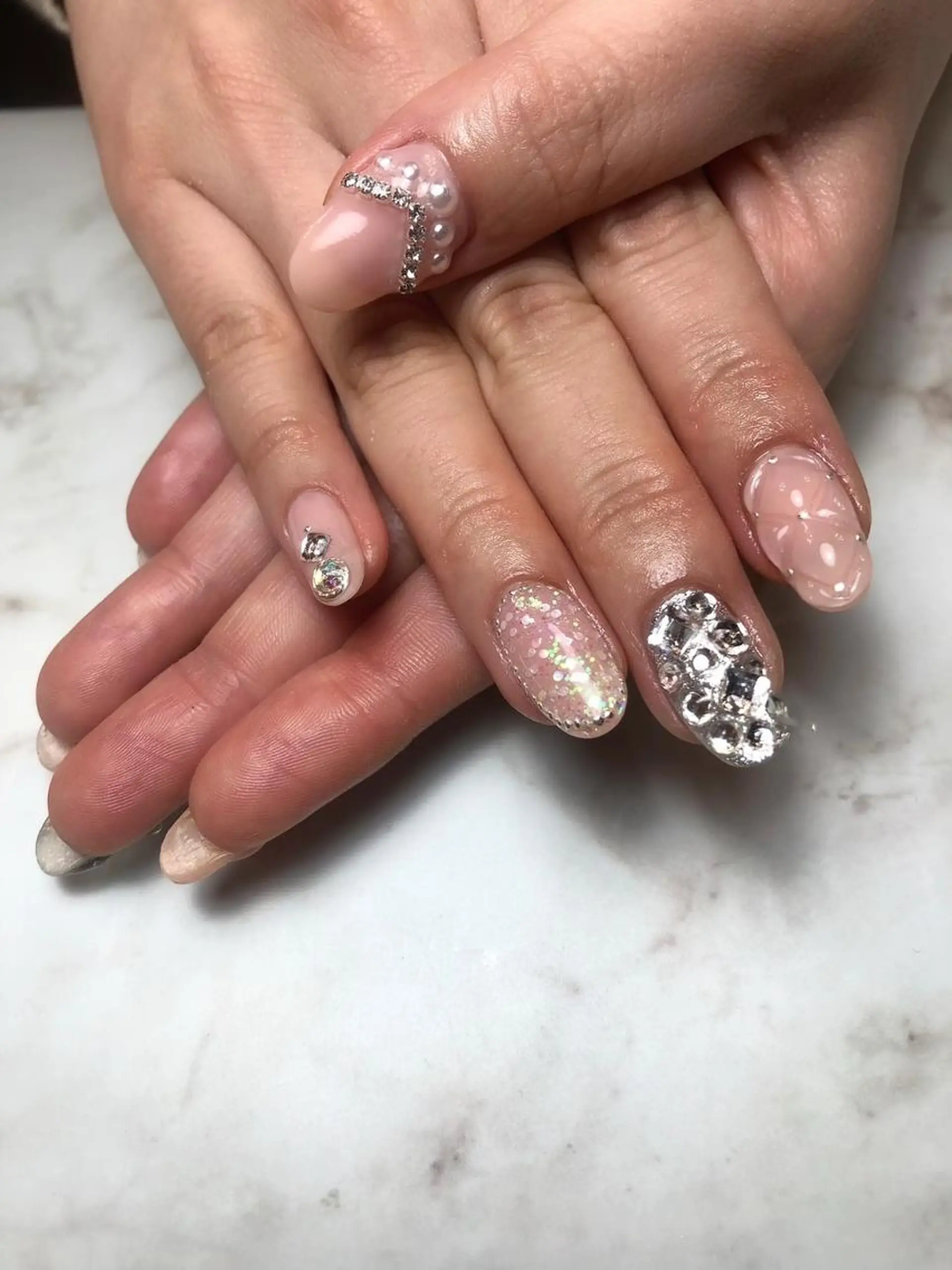 ネイル Ellie Nail Honamiのネイルデザイン