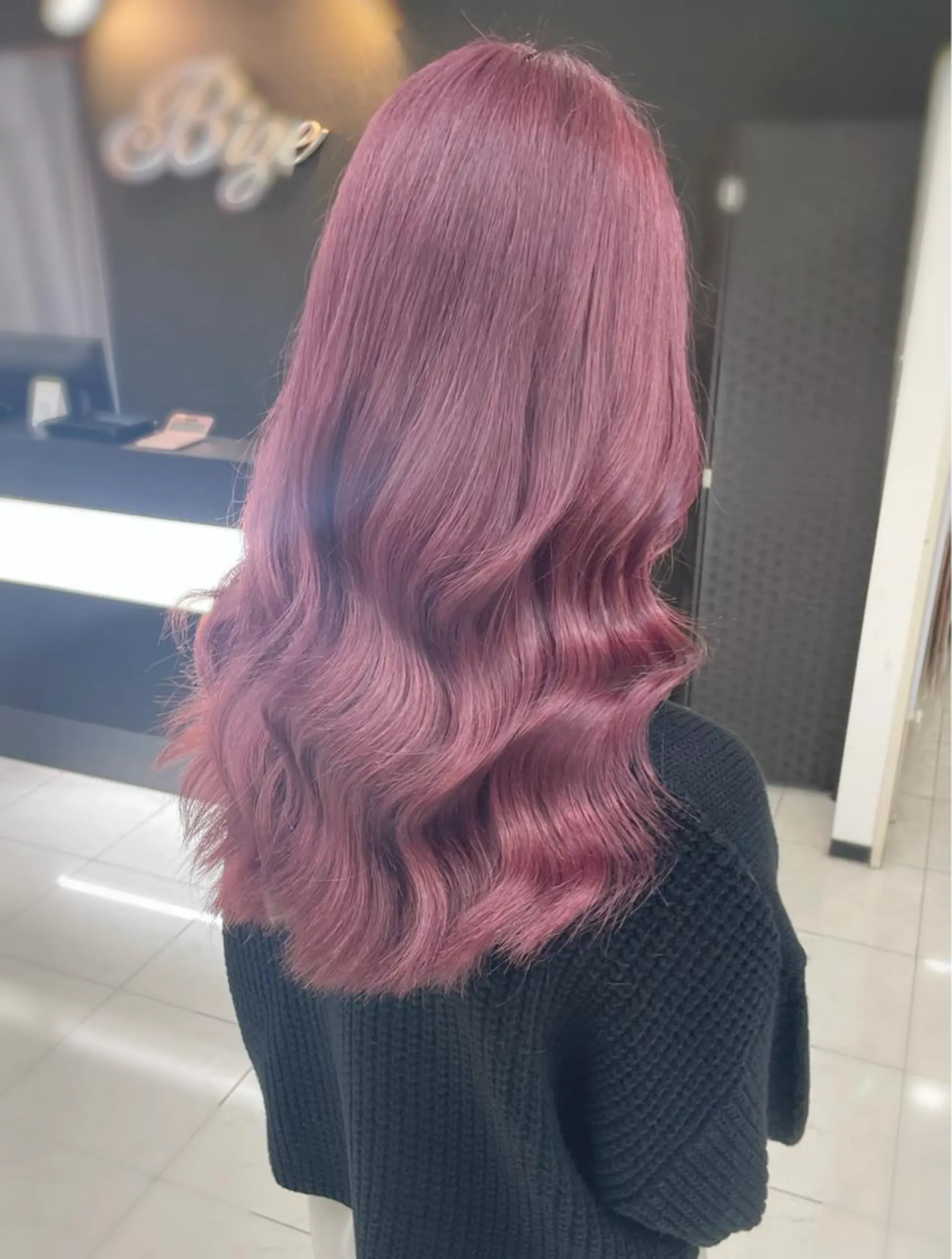ロング カラー シールエクステ ブリーチ ケアブリーチ ダブルカラー ハイトーンカラー ヘアカラー トリートメント ブリーチエクステ 🎩カズキ🎩のヘアスタイル