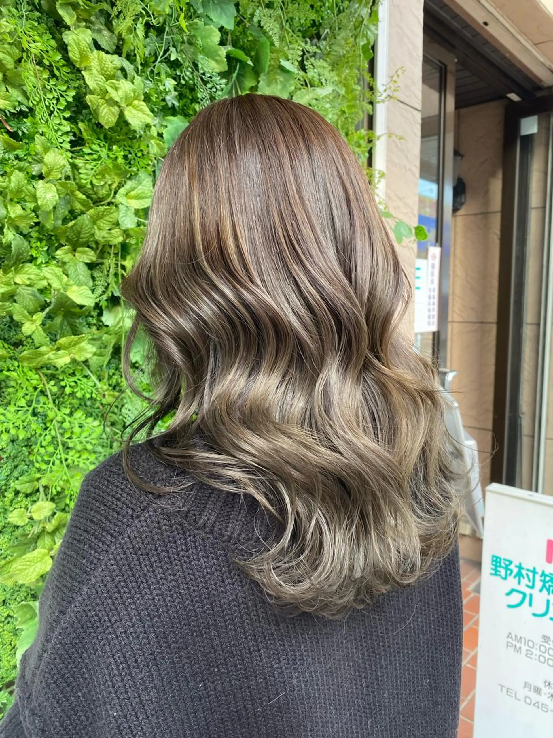 セミロング カラー ヘアカラー 透明感カラー/韓国 ヘア🩶yuri🩵のヘアスタイル