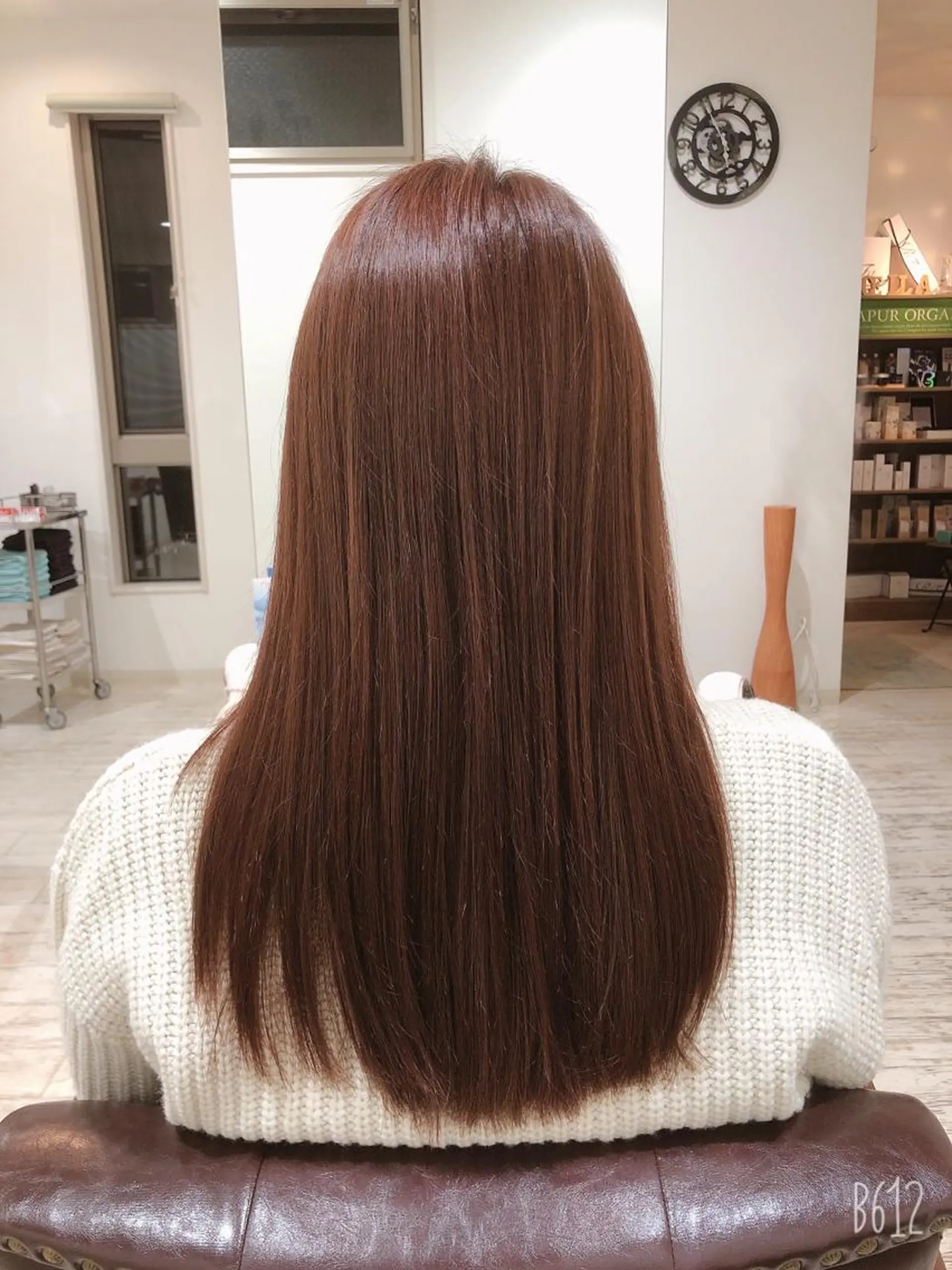 セミロング カット ヘアカラー トリートメント 柴田泰秀sotti. 髪質改善/ブリーチのヘアスタイル