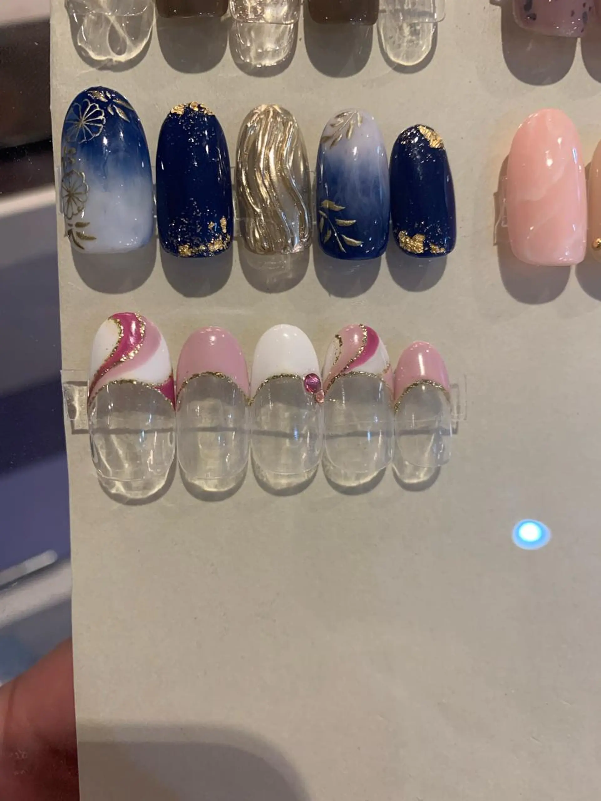 ネイル nail atelier new moon所属・森 貴子のネイルデザイン