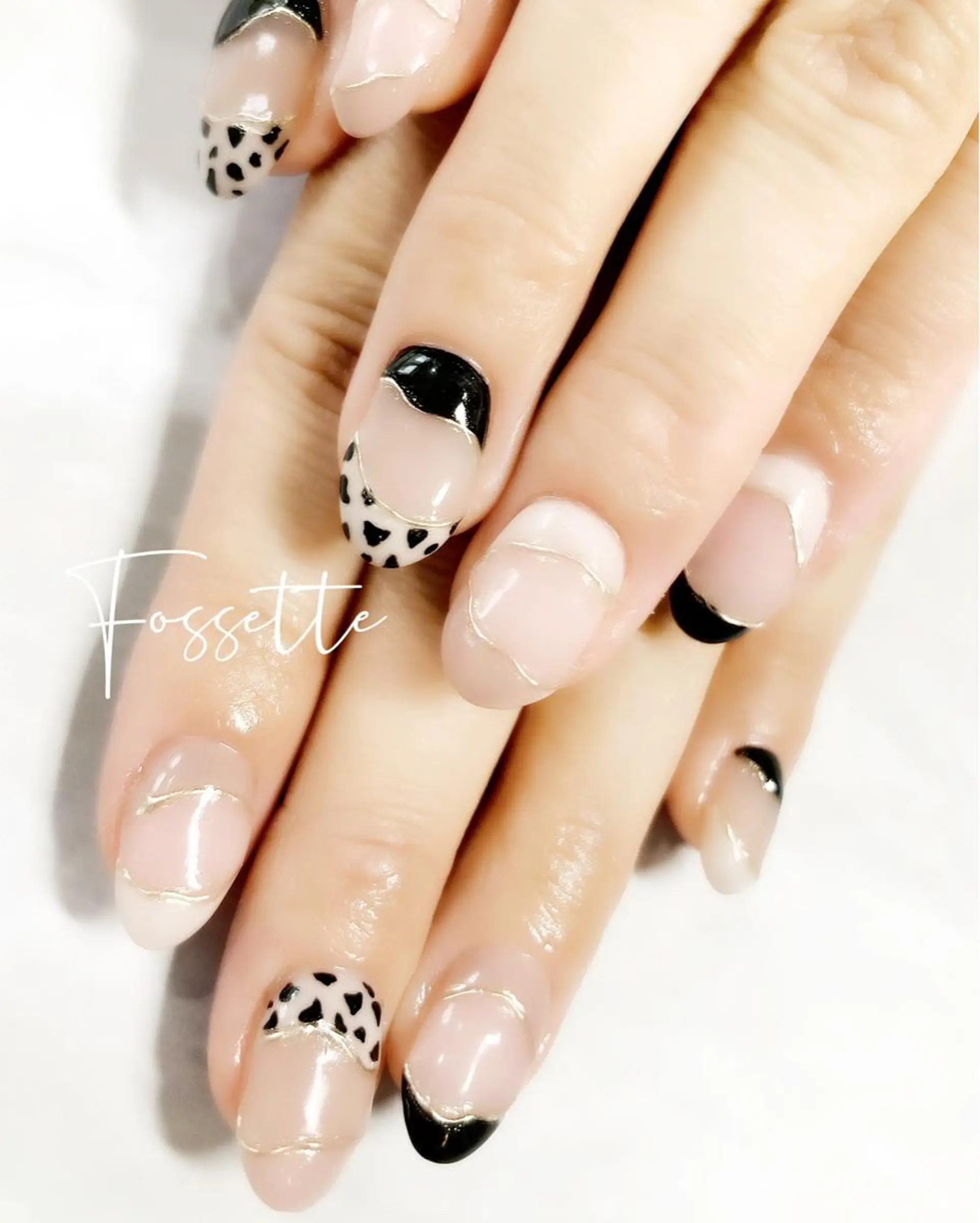 ネイル アニマル柄 ミラーネイル nailsalon Fossetteのネイルデザイン