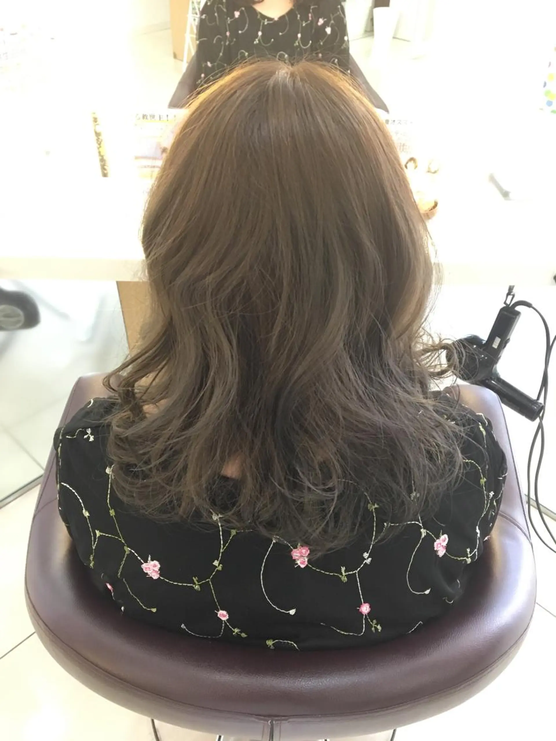 セミロング アッシュ 広がり毛特化 頭身浴/ 中田のヘアスタイル