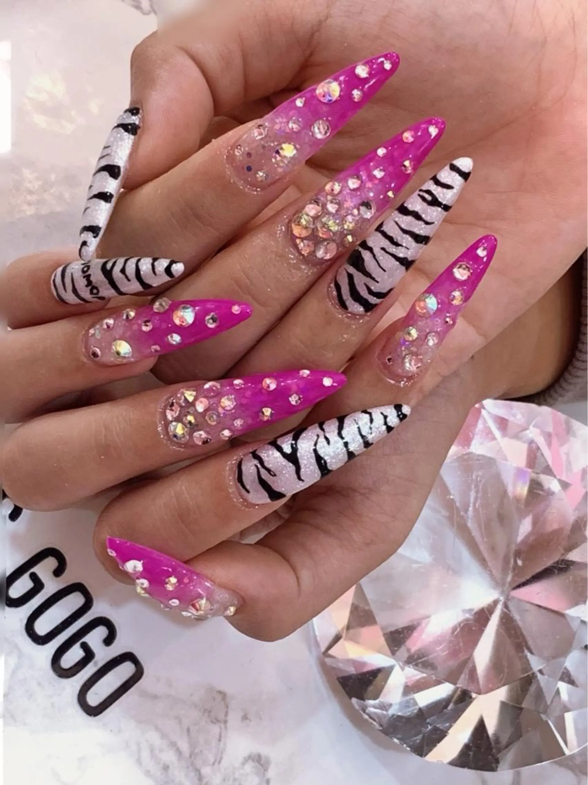 ロング カラー メンズ キッズ ネイル アートネイル ジェルネイル ラメ(グリッター) 持ち込み スカルプネイル NAILSGOGO shibuyaのネイルデザイン