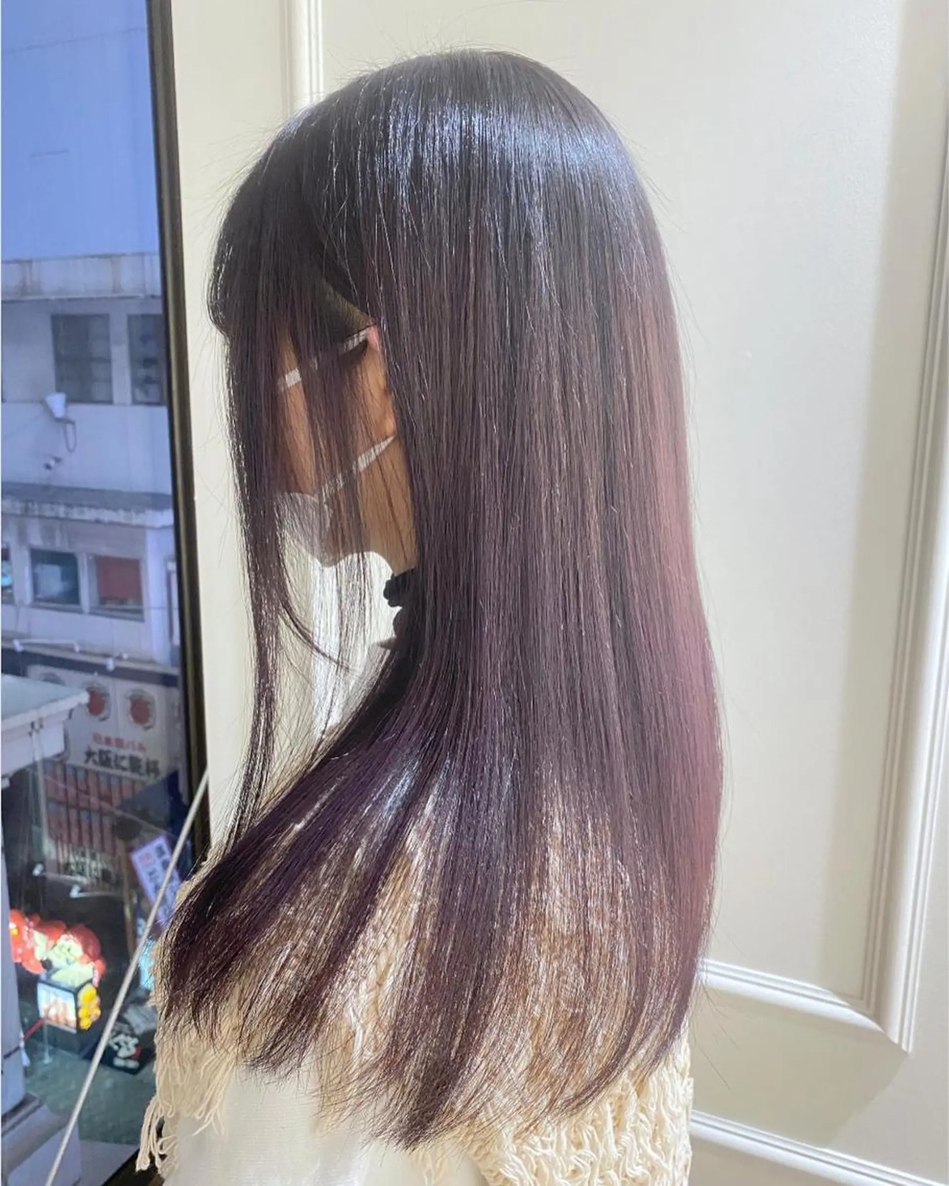 ロング カラー ブリーチ トリートメント 酸熱トリートメント トリートメント ベージュ/インナー カラー🤍Rieのヘアスタイル