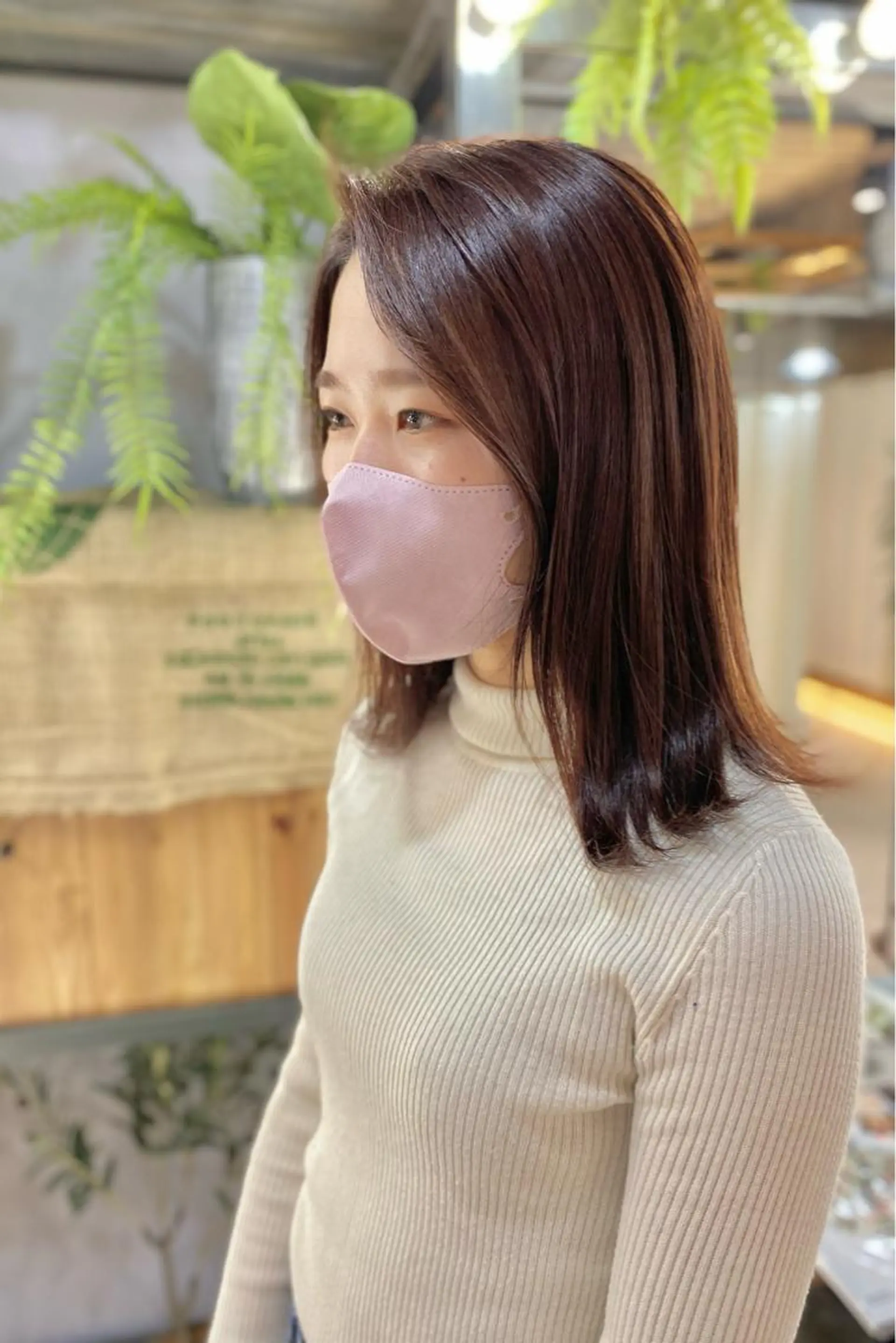 セミロング カラー 菊地 紗矢のヘアスタイル