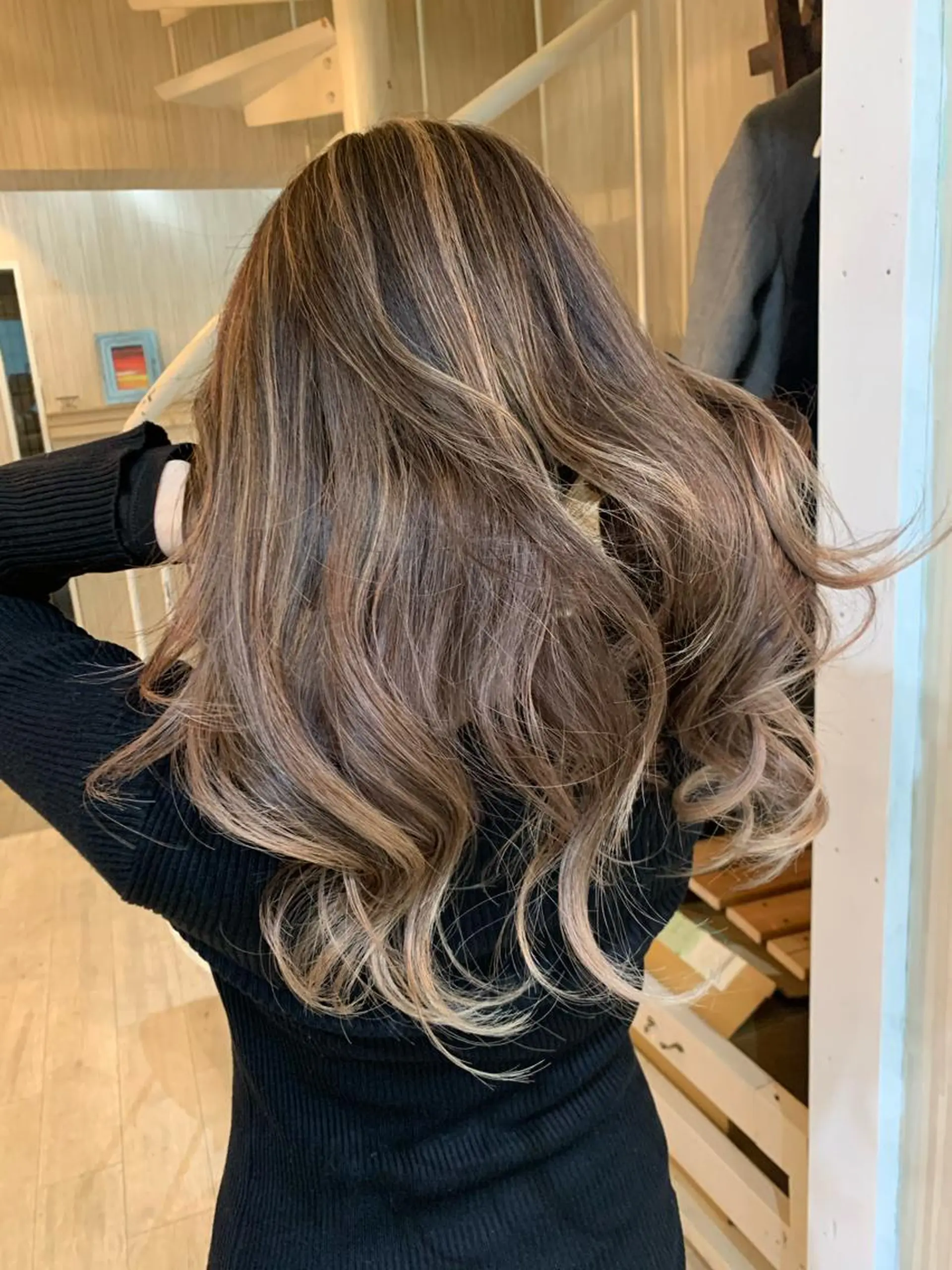 セミロング カラー パーマ ヘアアレンジ マツエク・マツパ バレイヤージュ レイヤーカット ヘアカラー nico 原宿所属・nico【代表】 市川 拓也のヘアスタイル