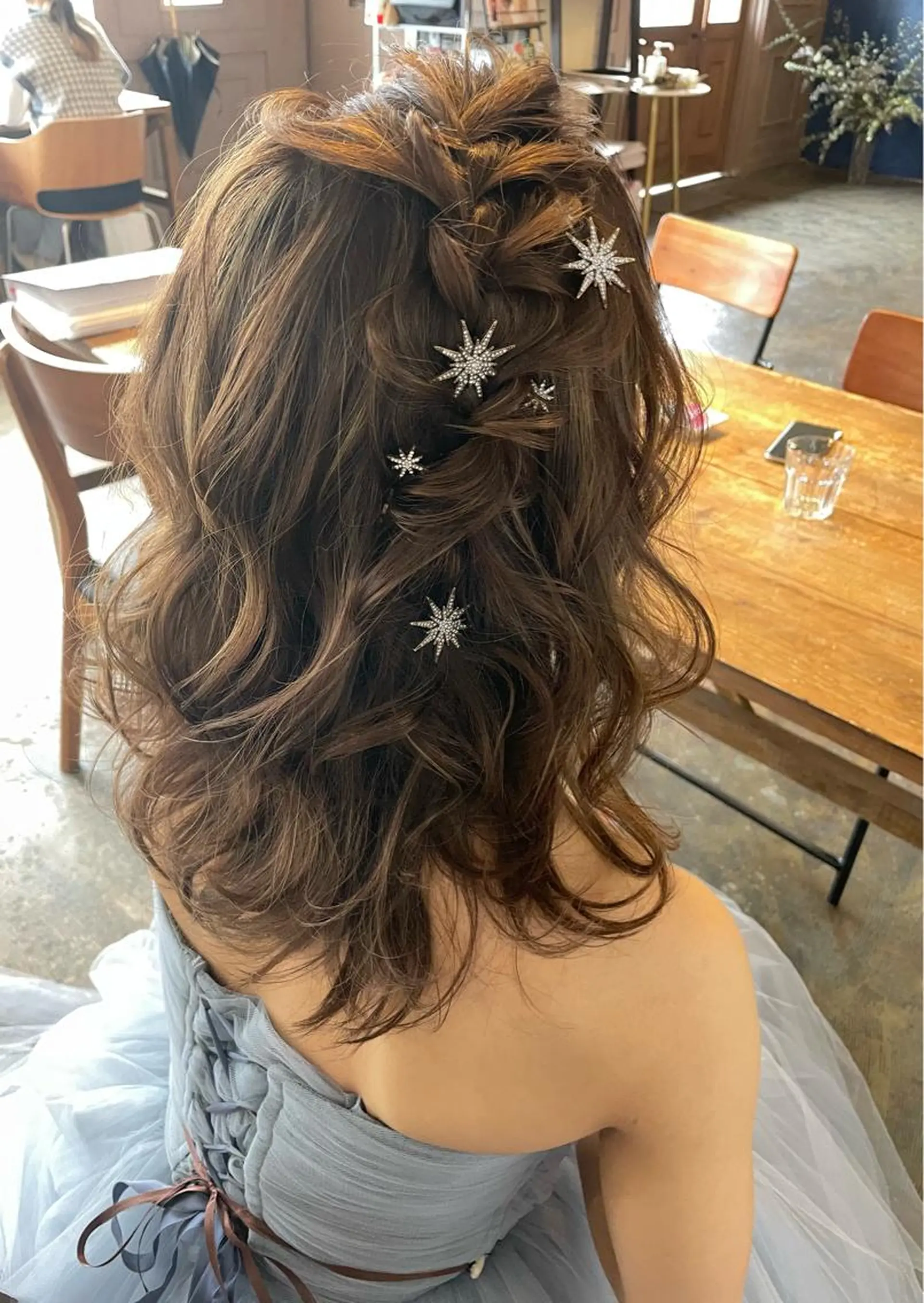 ヘアアレンジ WHITE EYE 浦添所属・ヘアメイク acoのヘアスタイル