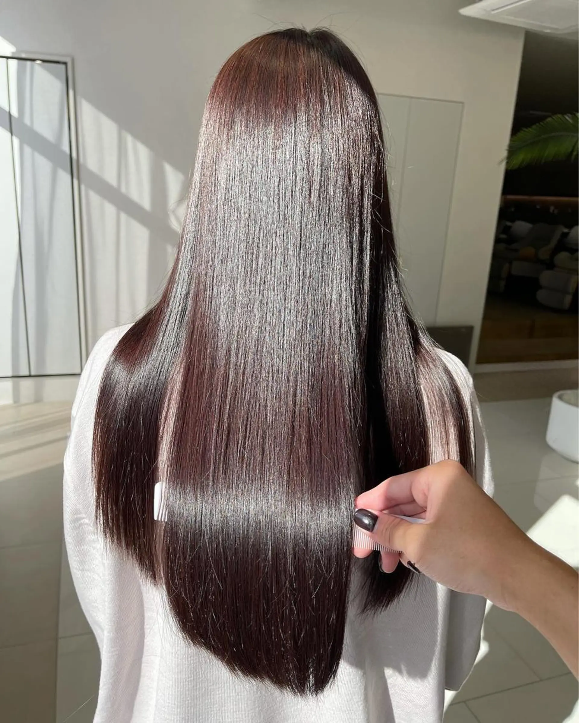 セミロング カラー メンズ メンズブリーチ ブリーチ ラベンダーカラー ブリーチなしカラー ピンクカラー KEISHI COA銀座のヘアスタイル
