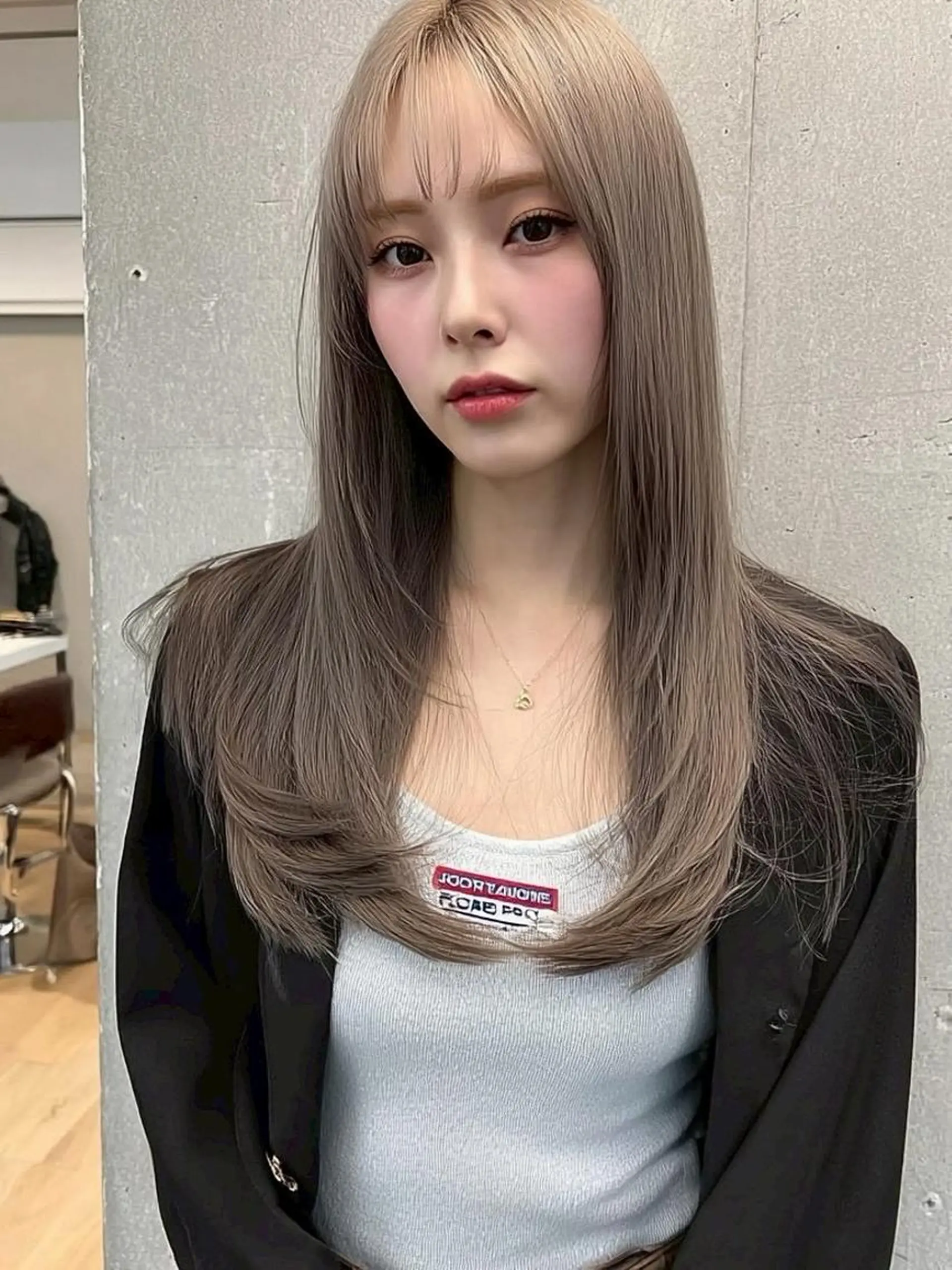 ロング 韓国風ヘア レイヤーカット ヘアカラー 🌷HANA🌷 天王寺/ハイトーンのヘアスタイル